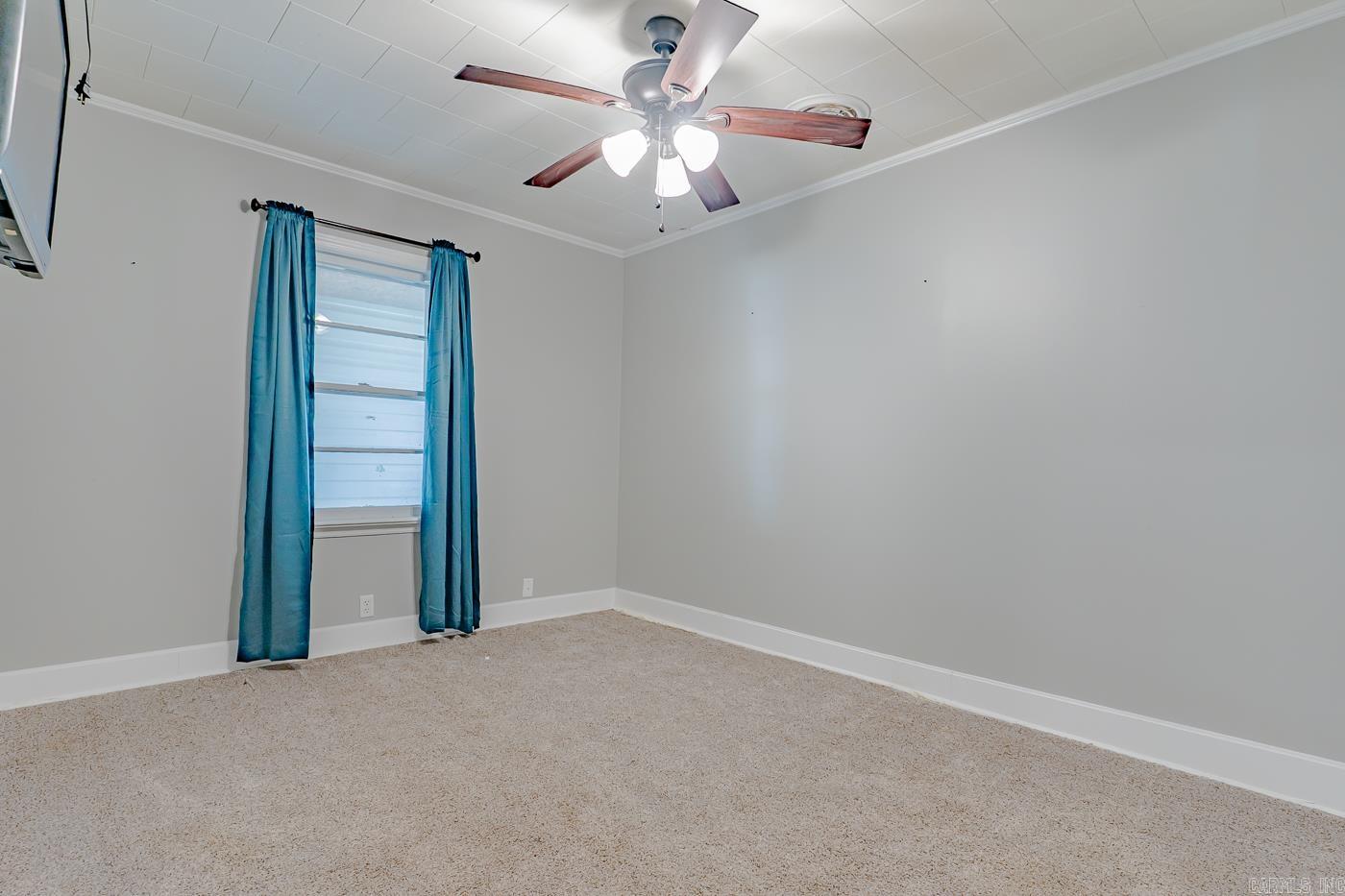 J M CARUTHERS ADD - Residential