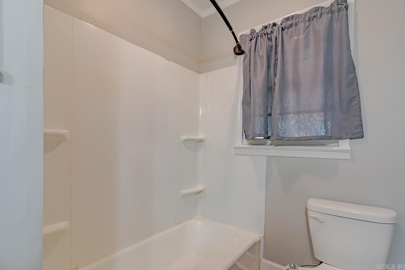 J M CARUTHERS ADD - Residential