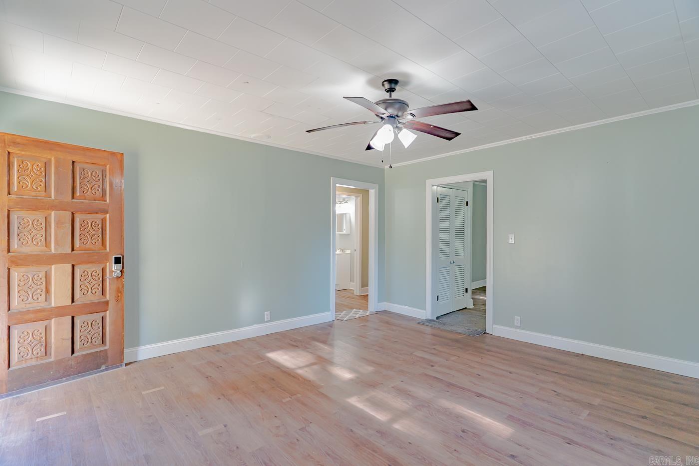 J M CARUTHERS ADD - Residential