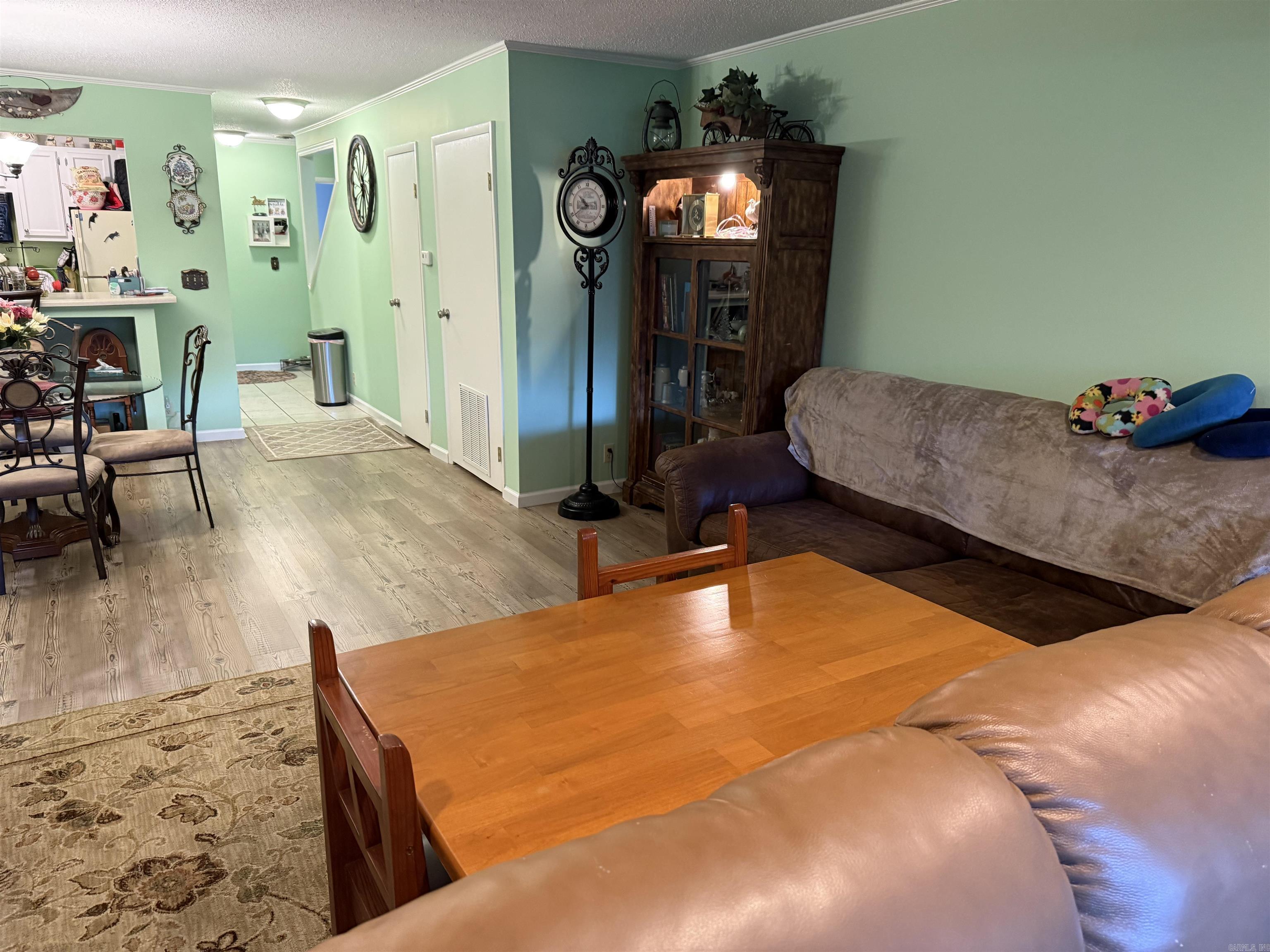 LAKEWOOD HILLS CONDO - Residential