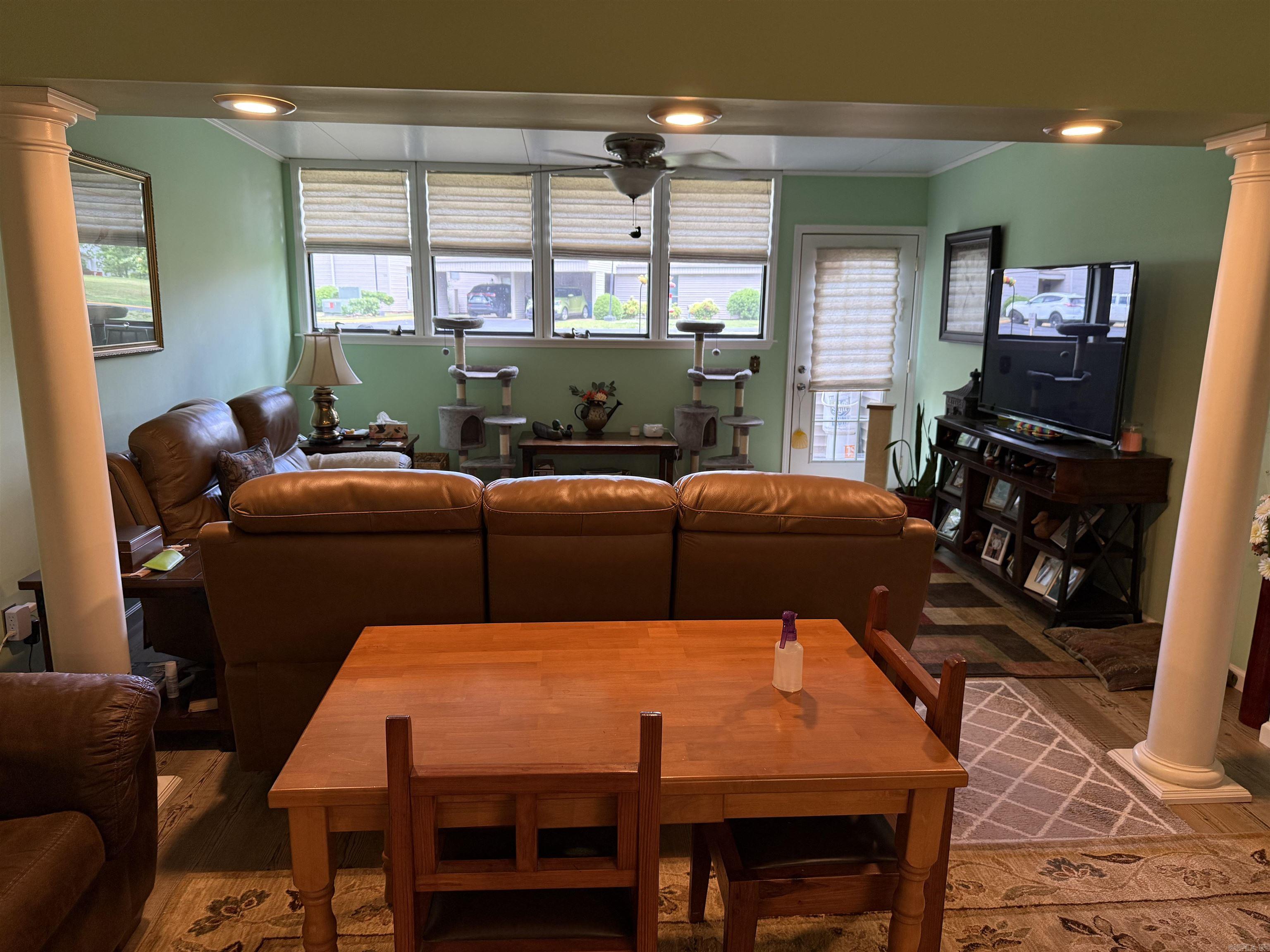 LAKEWOOD HILLS CONDO - Residential