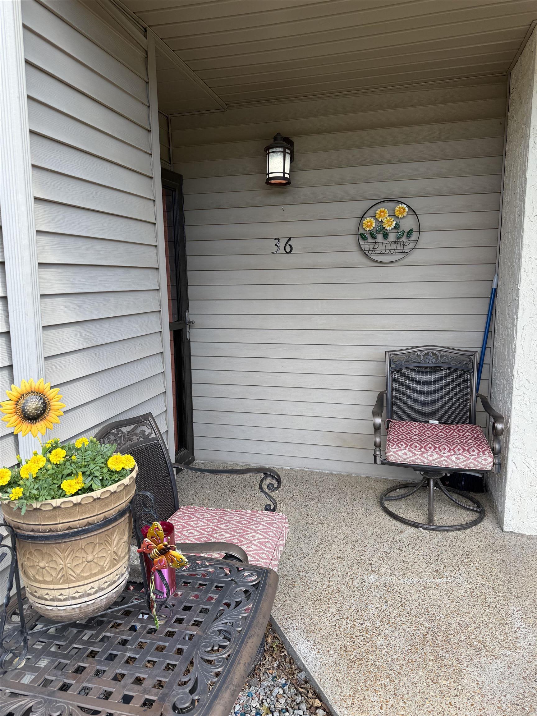 LAKEWOOD HILLS CONDO - Residential