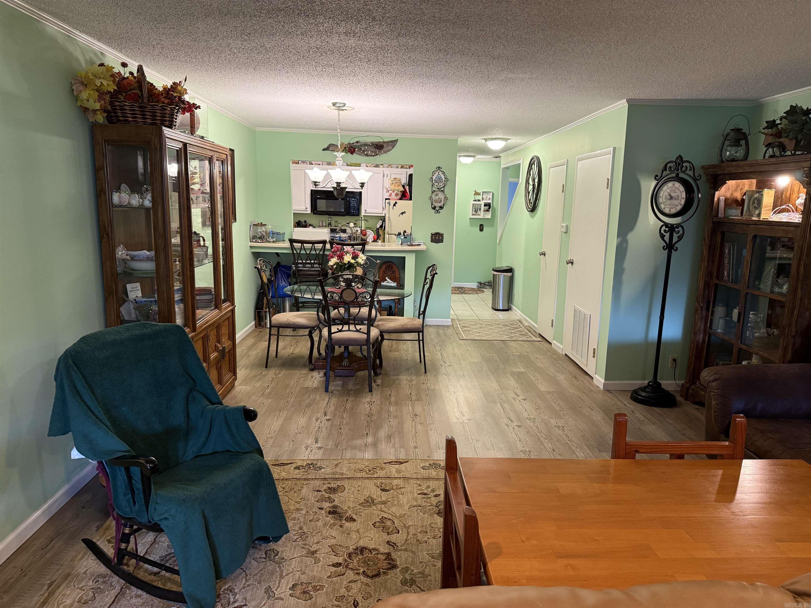 LAKEWOOD HILLS CONDO - Residential