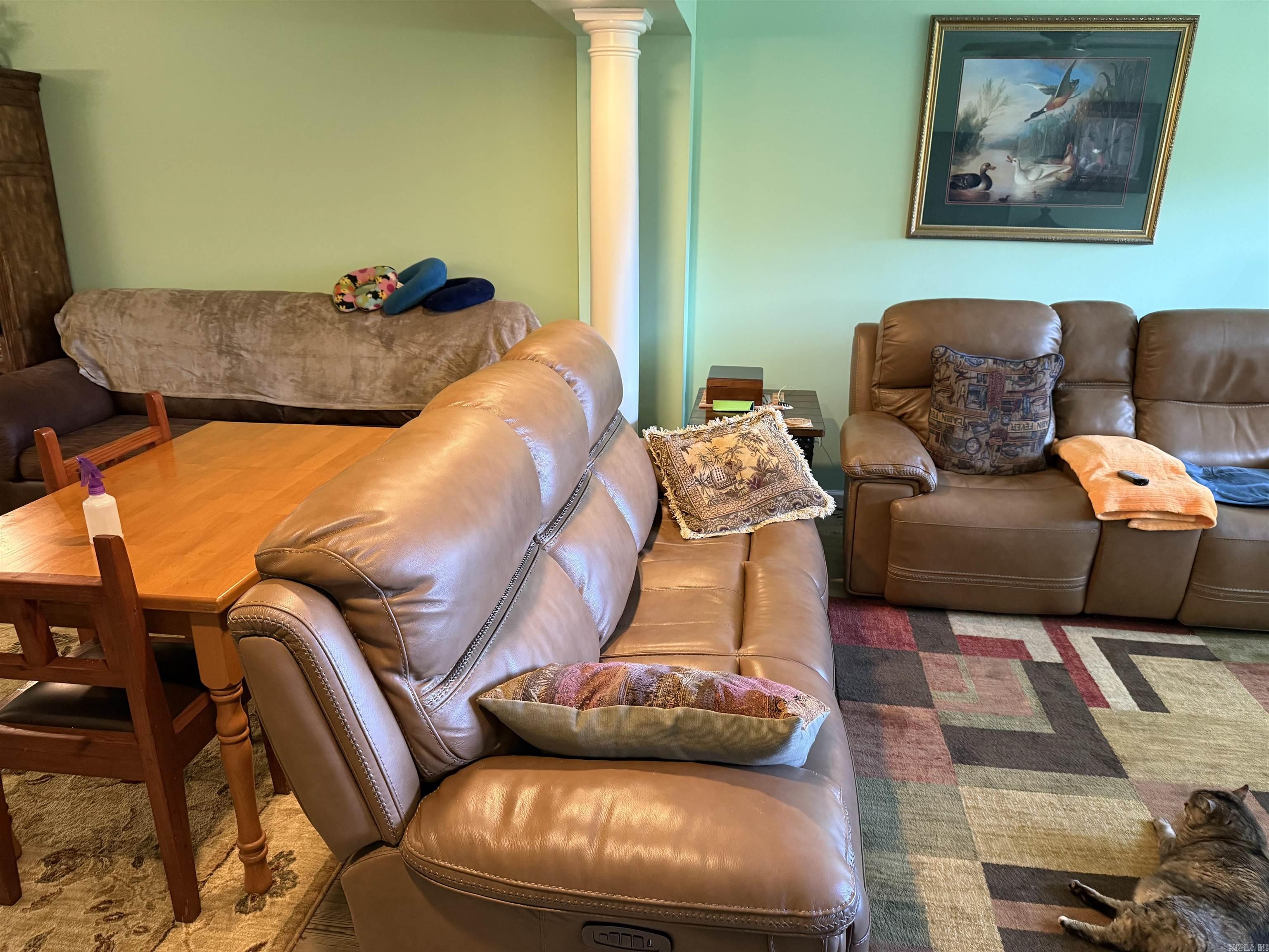 LAKEWOOD HILLS CONDO - Residential
