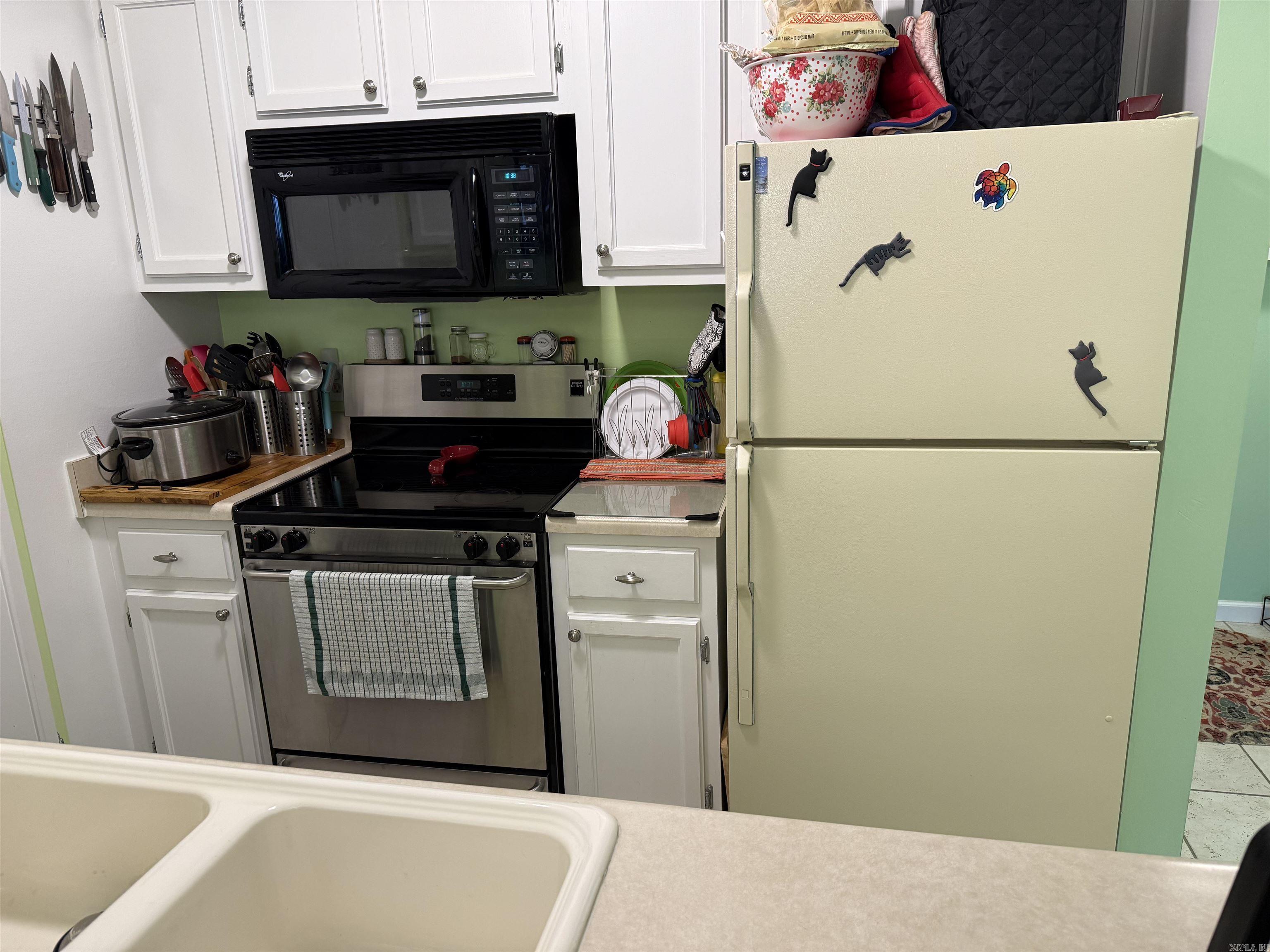 LAKEWOOD HILLS CONDO - Residential