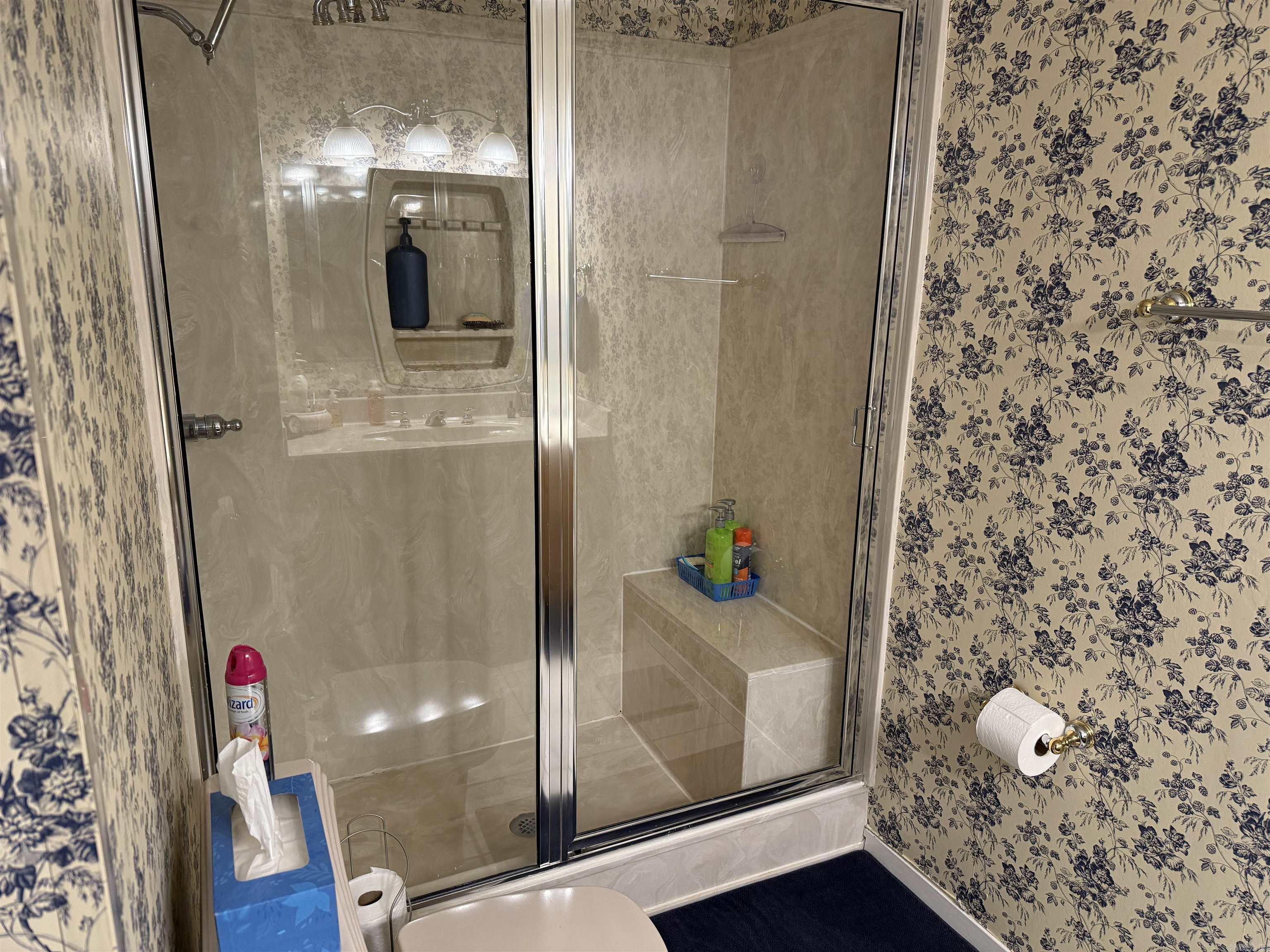 LAKEWOOD HILLS CONDO - Residential