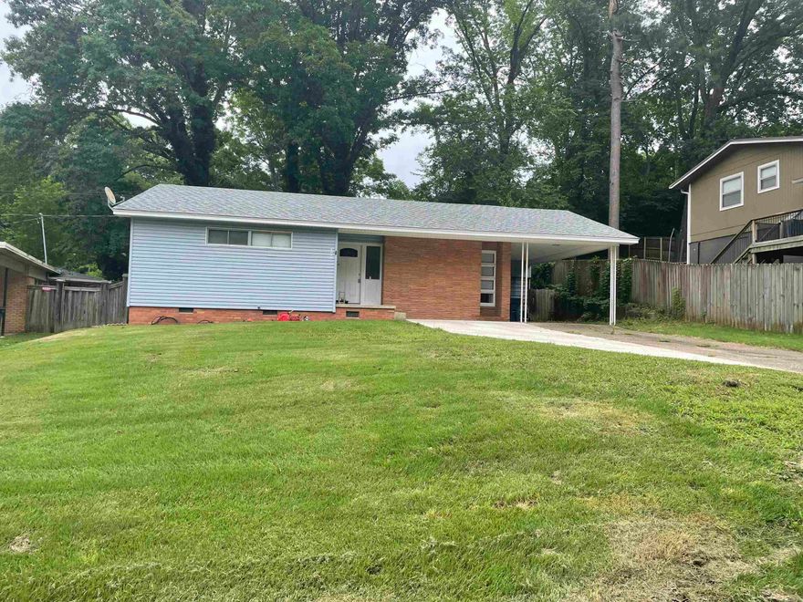 Renovated with Architectural Charm this 2 bedroom one bath home is near the heart of Benton. Convenient to downtown, shopping, schools, hospital and the interstate.