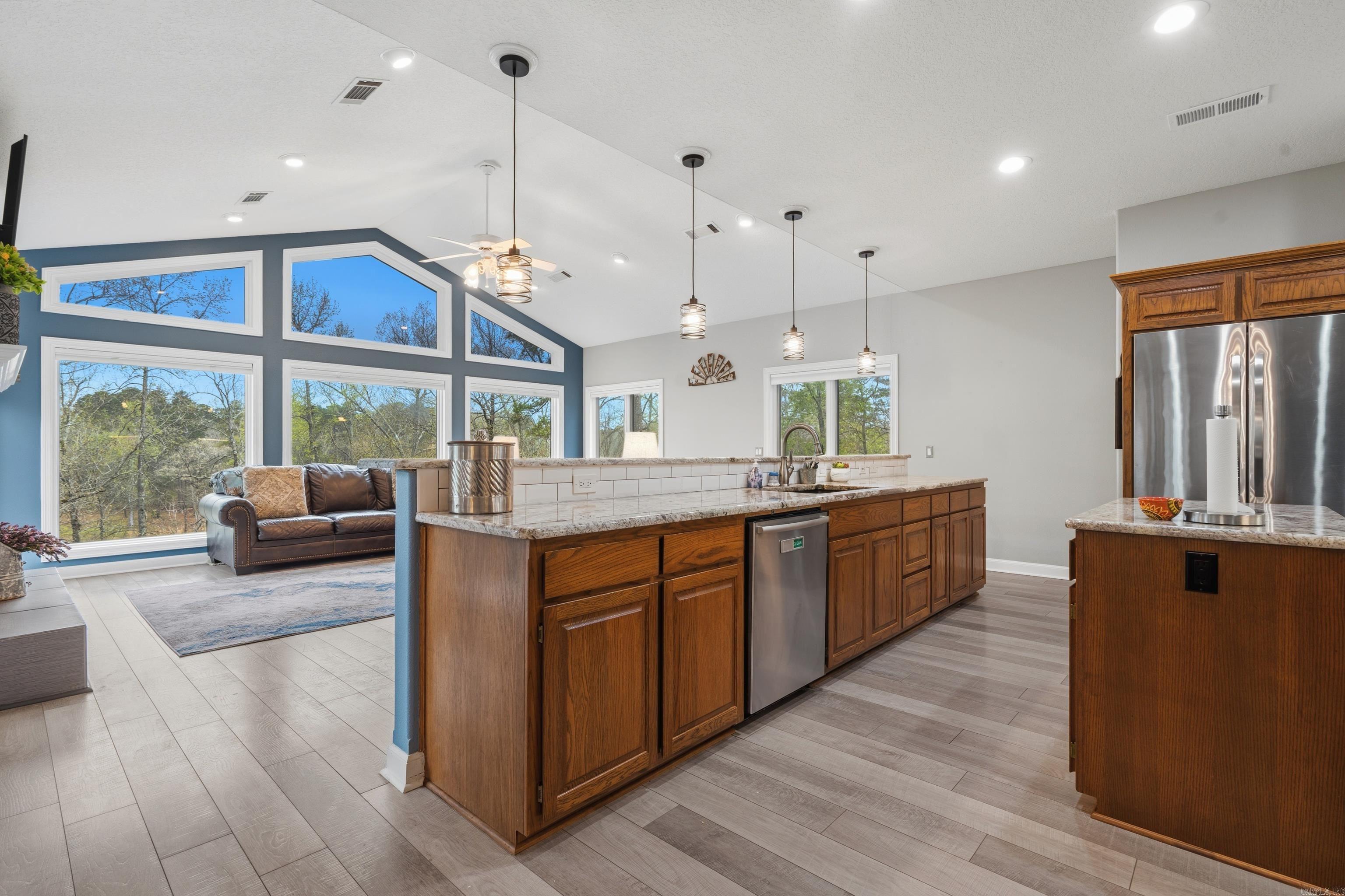 Isabella - Residential