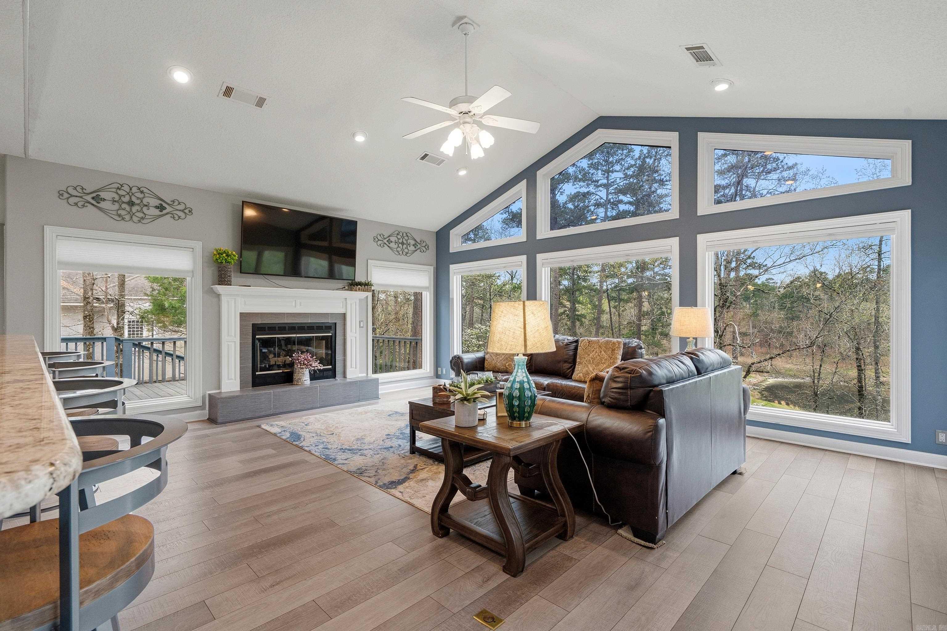 Isabella - Residential