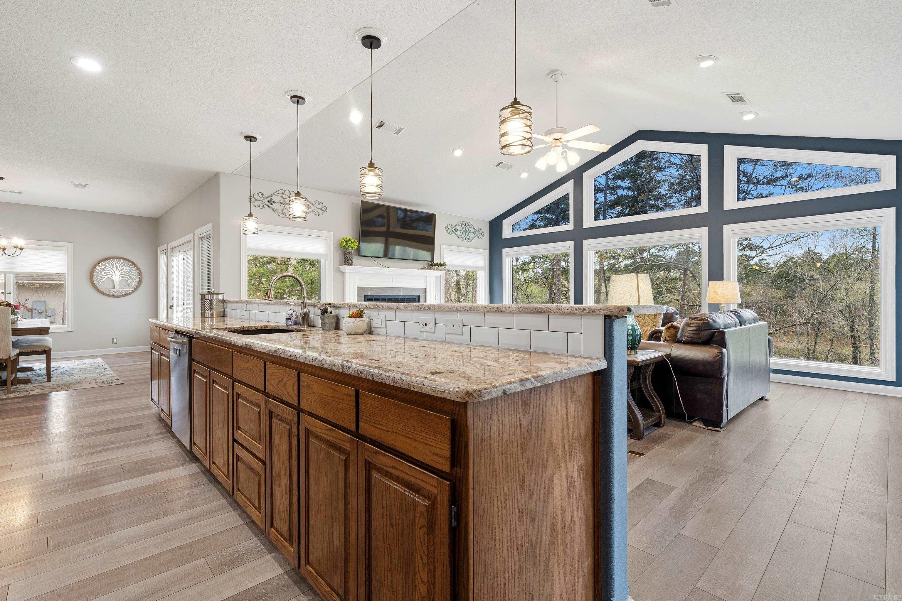 Isabella - Residential