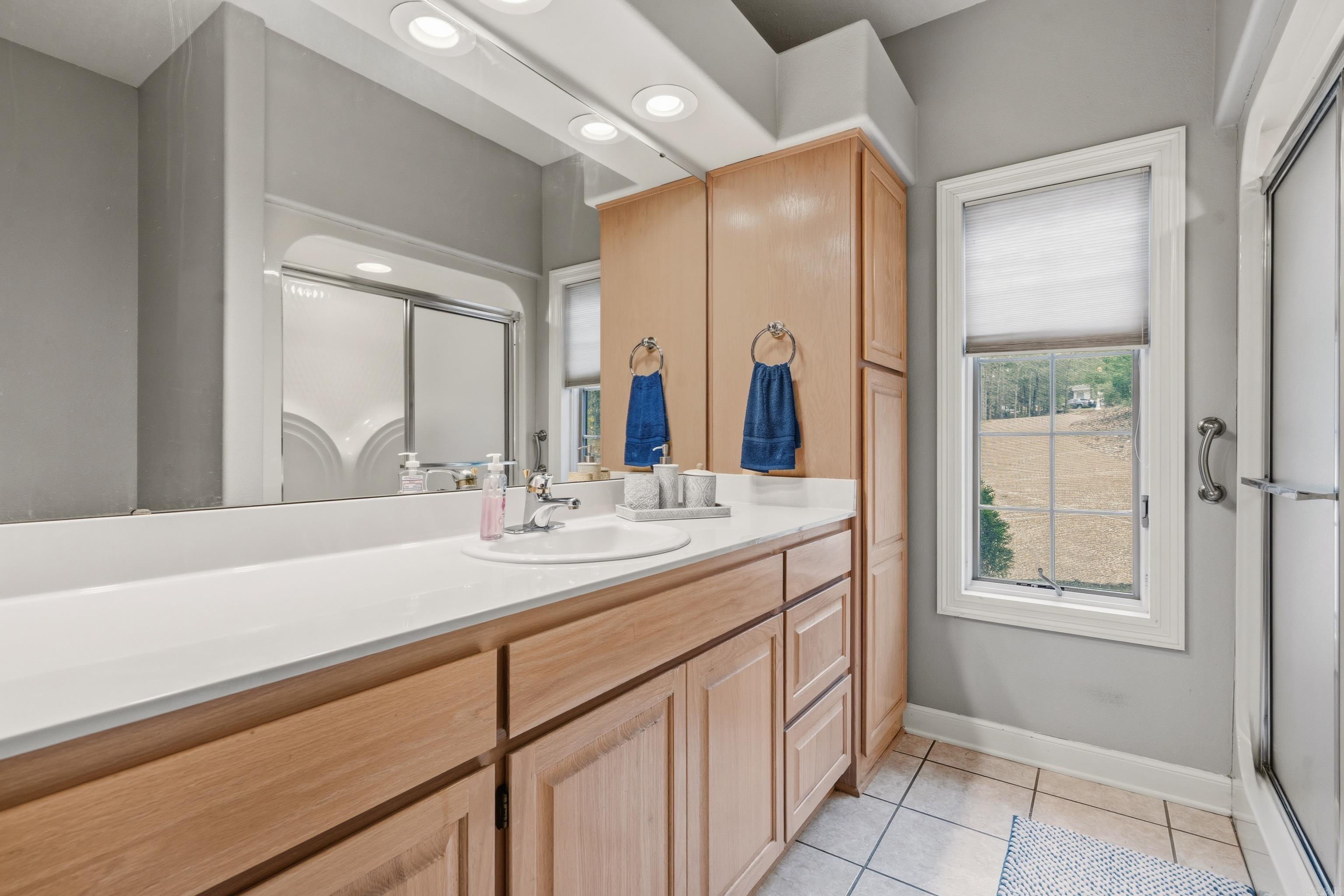 Isabella - Residential