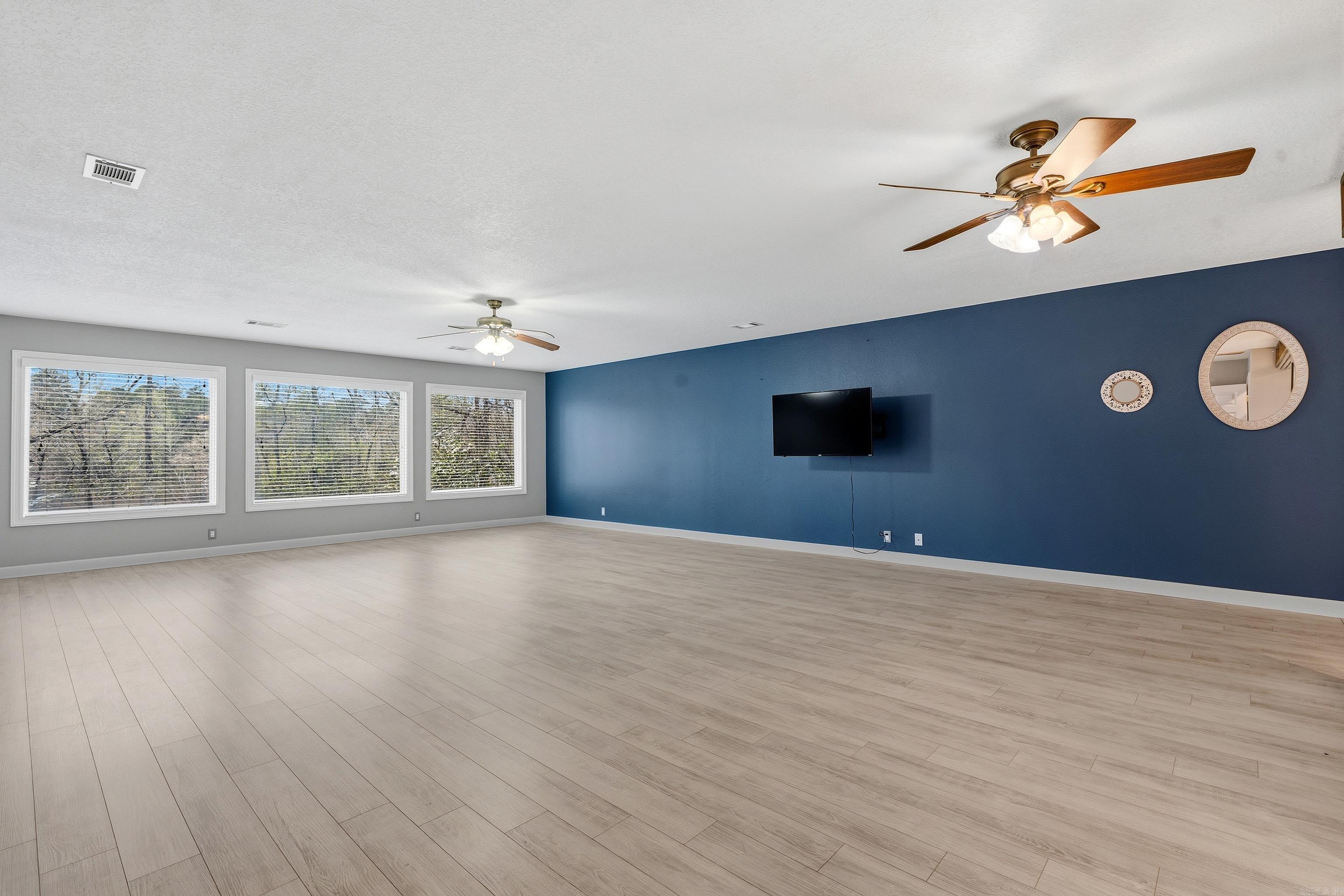 Isabella - Residential