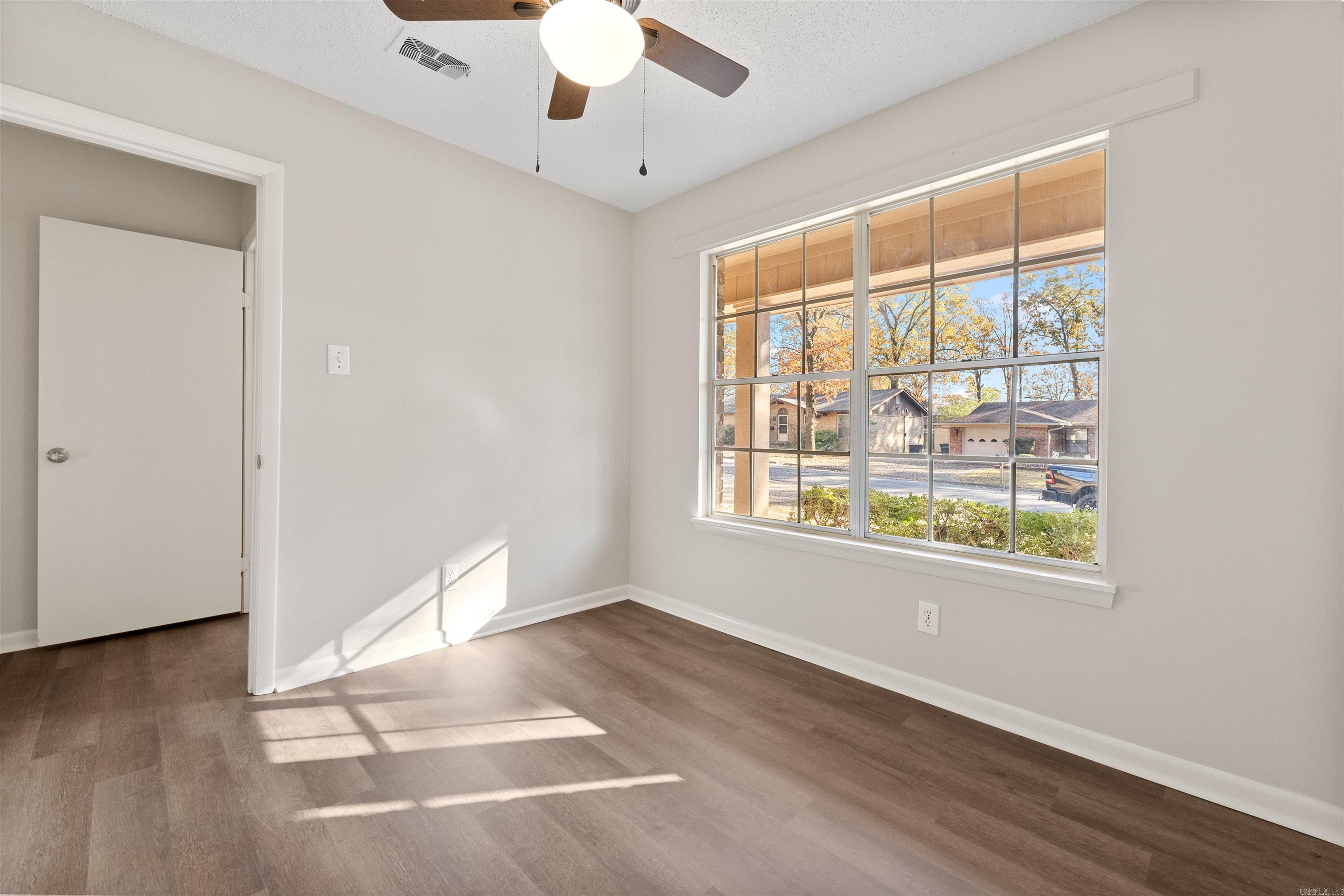 NORTH HILLS MANOR - Residential