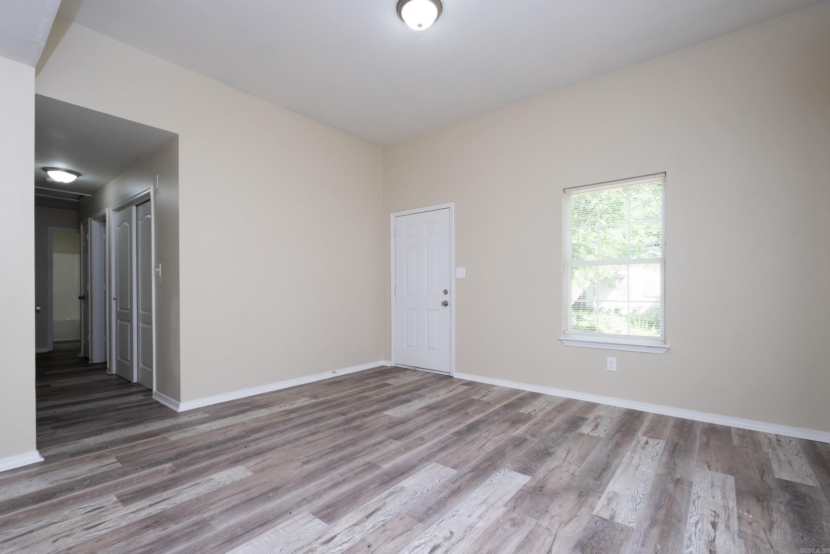 KAHN & HOLDERS ADDN - Residential