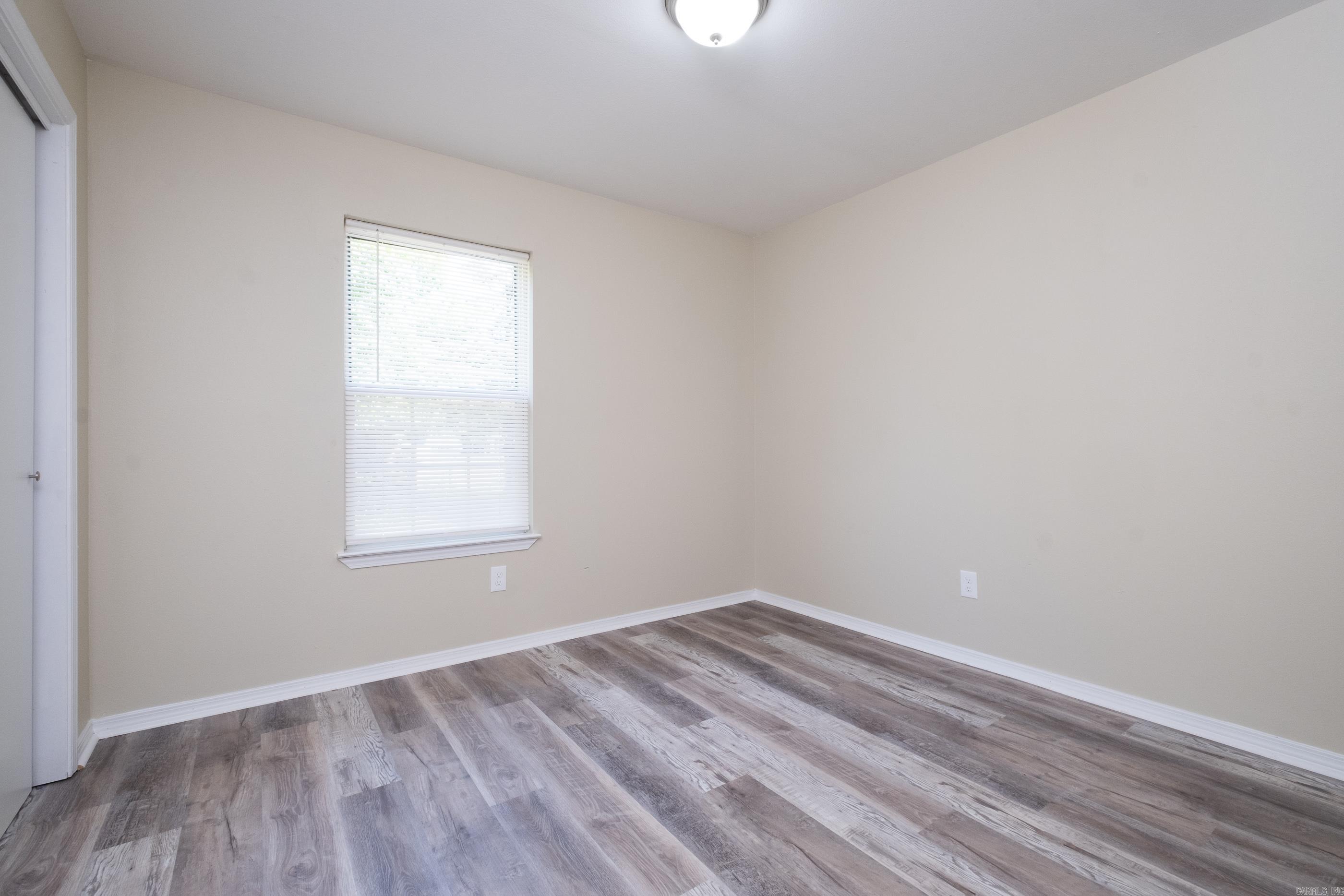 KAHN & HOLDERS ADDN - Residential