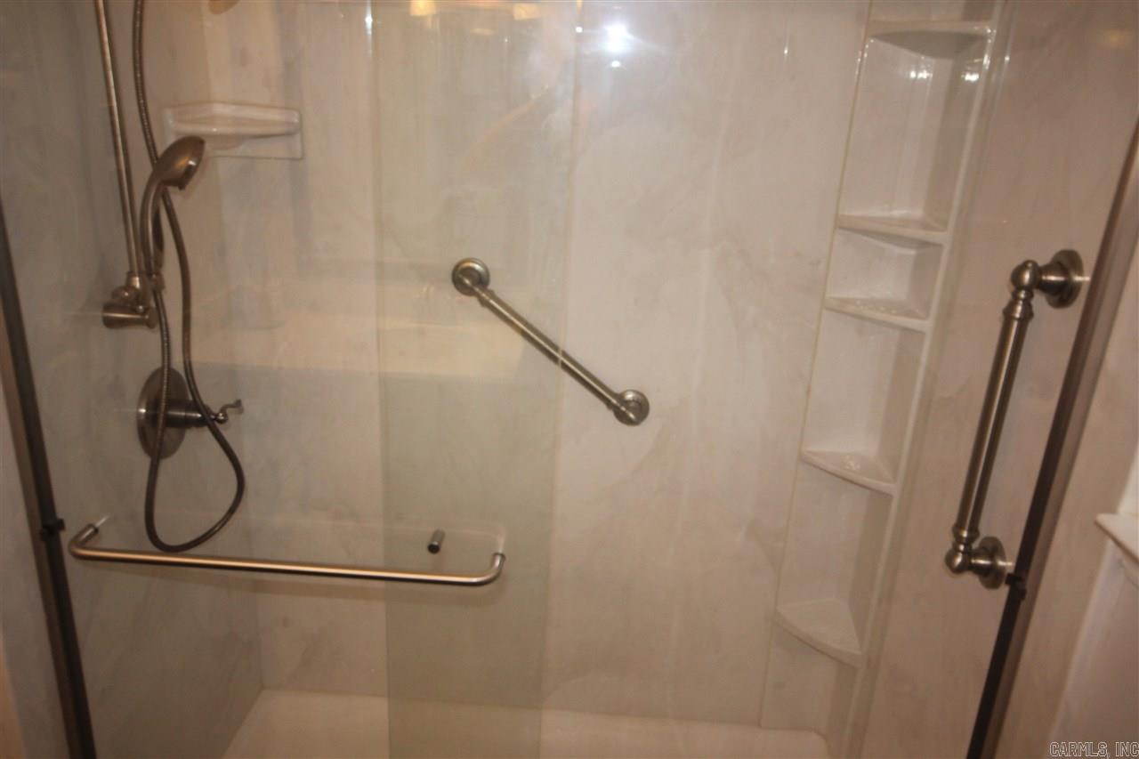 INDIAN HILLS - Residential