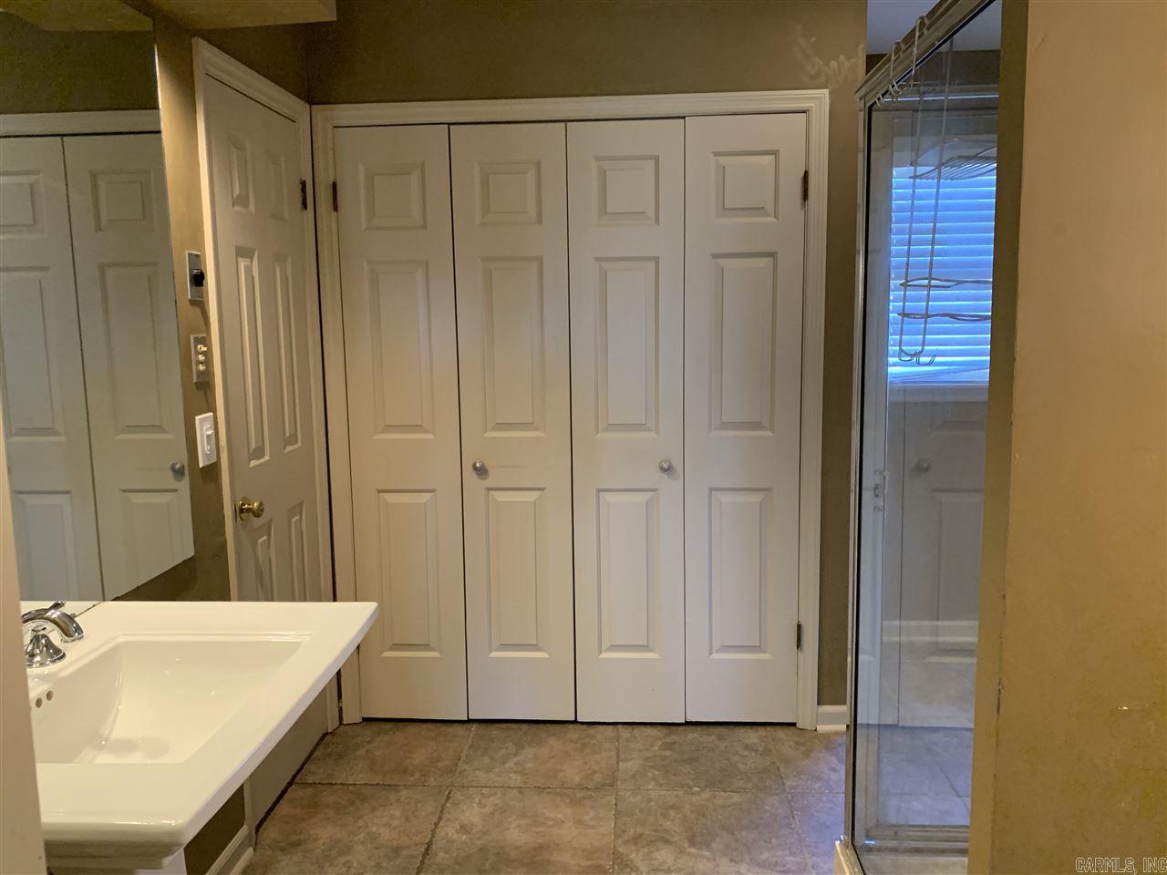 Linden Court - Residential Lease