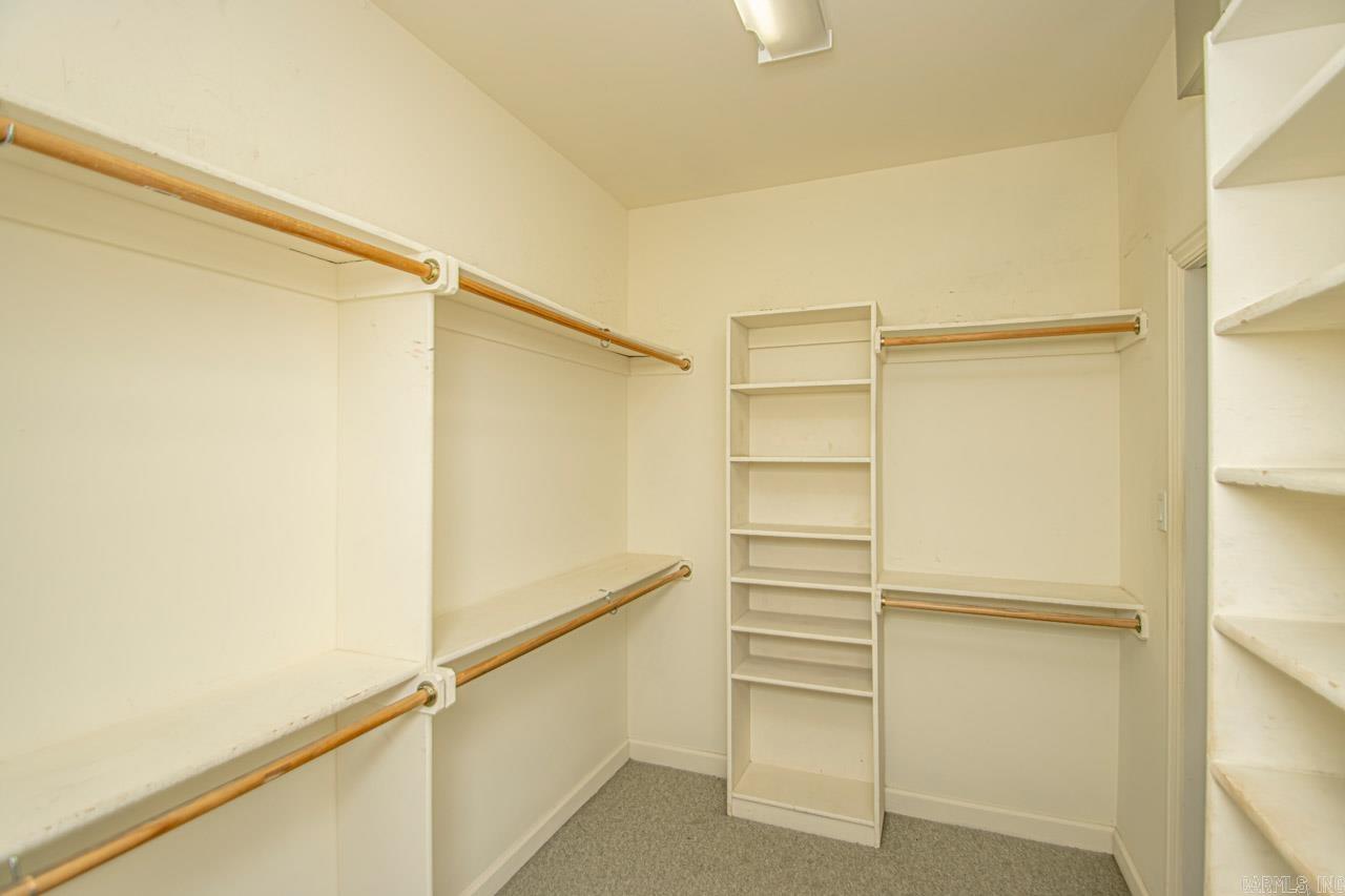 HURRICANE LAKE EST - Residential