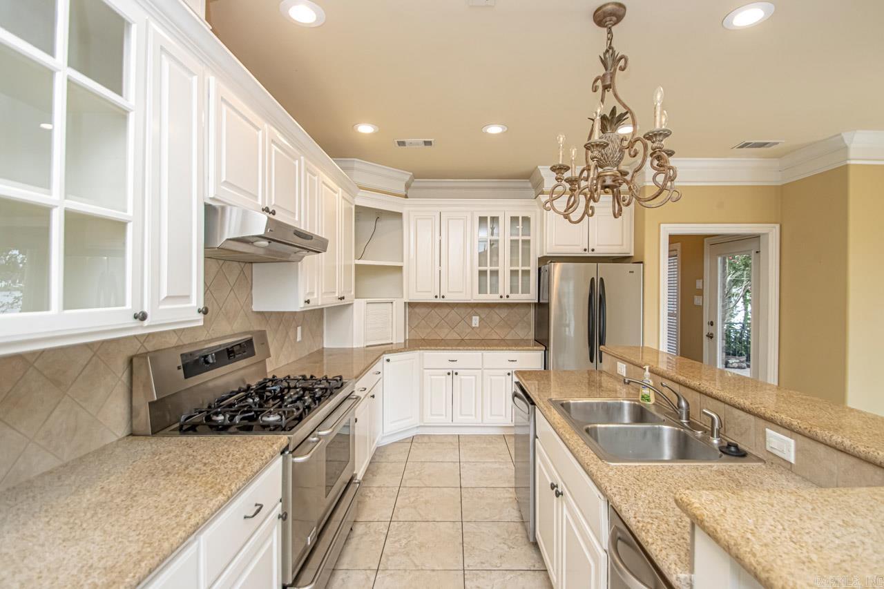 HURRICANE LAKE EST - Residential