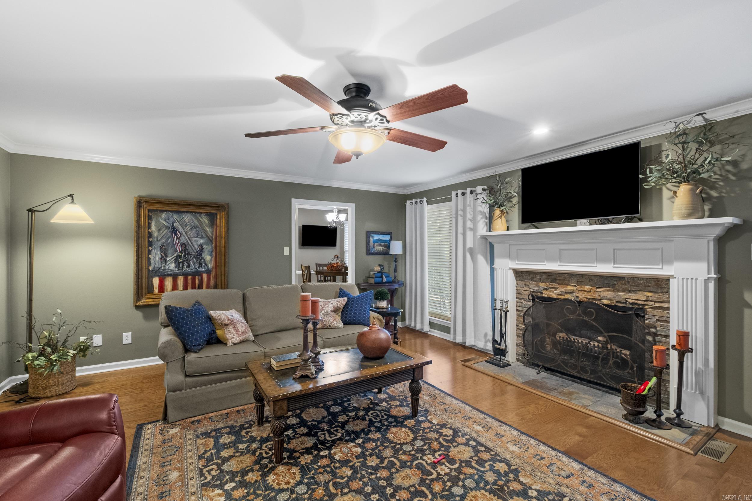 WINDSOR VALLEY ADDN - Residential