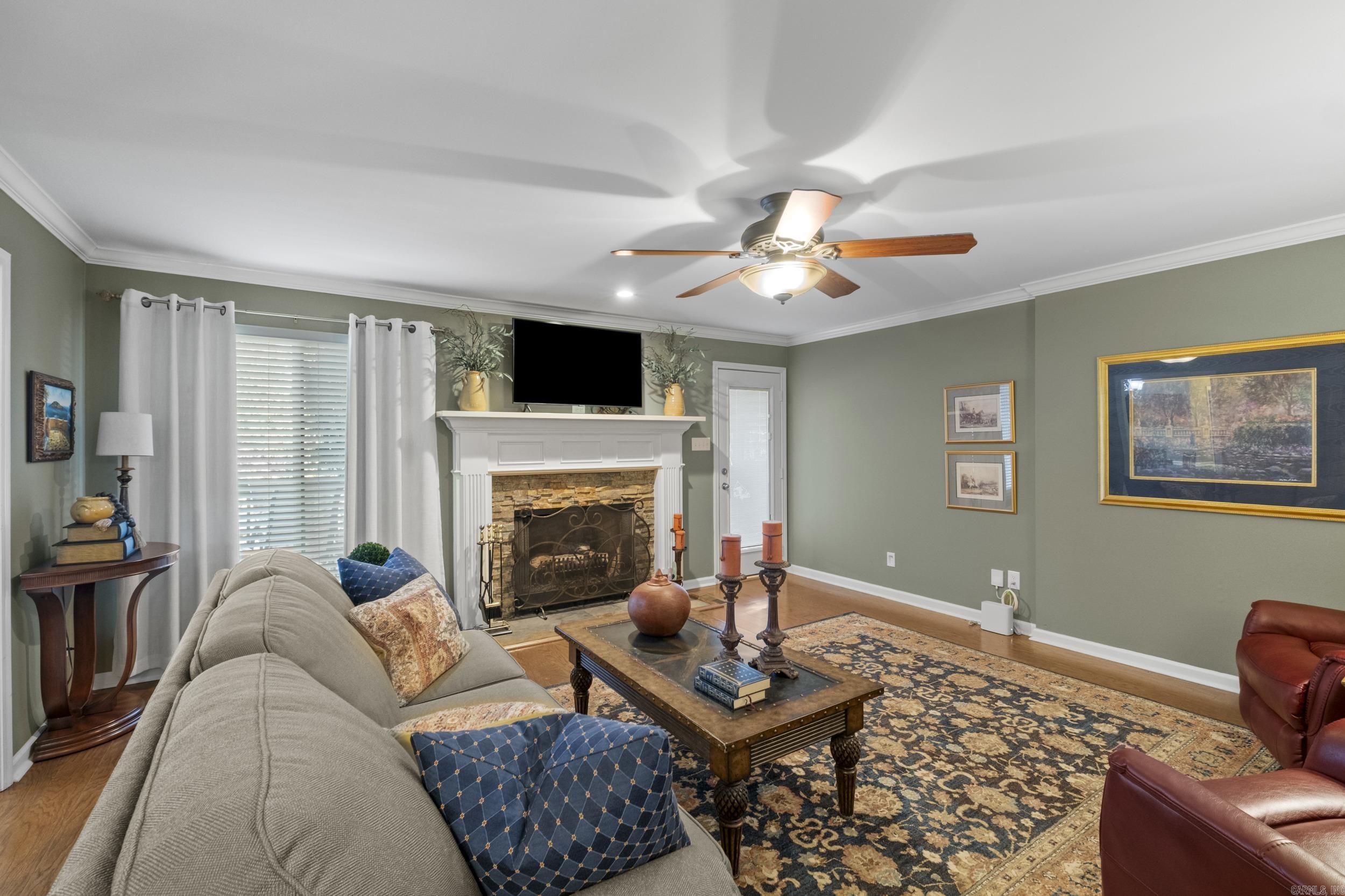 WINDSOR VALLEY ADDN - Residential