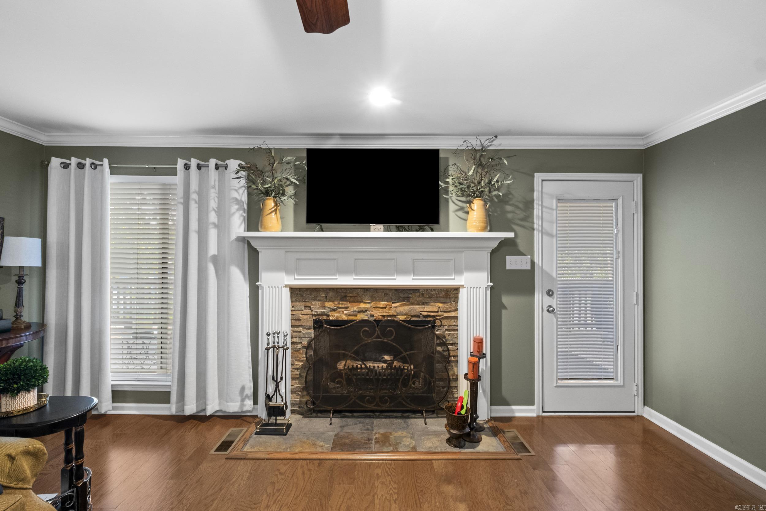 WINDSOR VALLEY ADDN - Residential