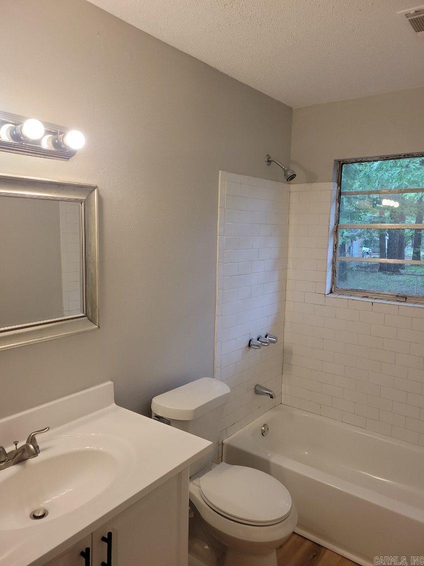 Burnalle Manor - Residential Lease