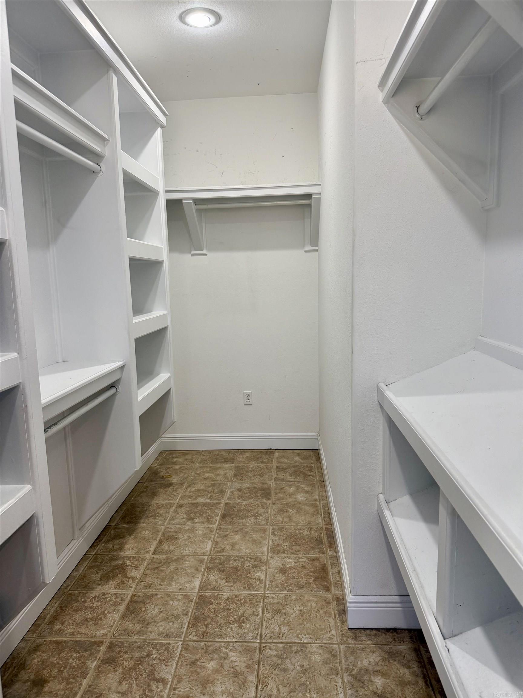 DEERFIELD ACRES - Residential