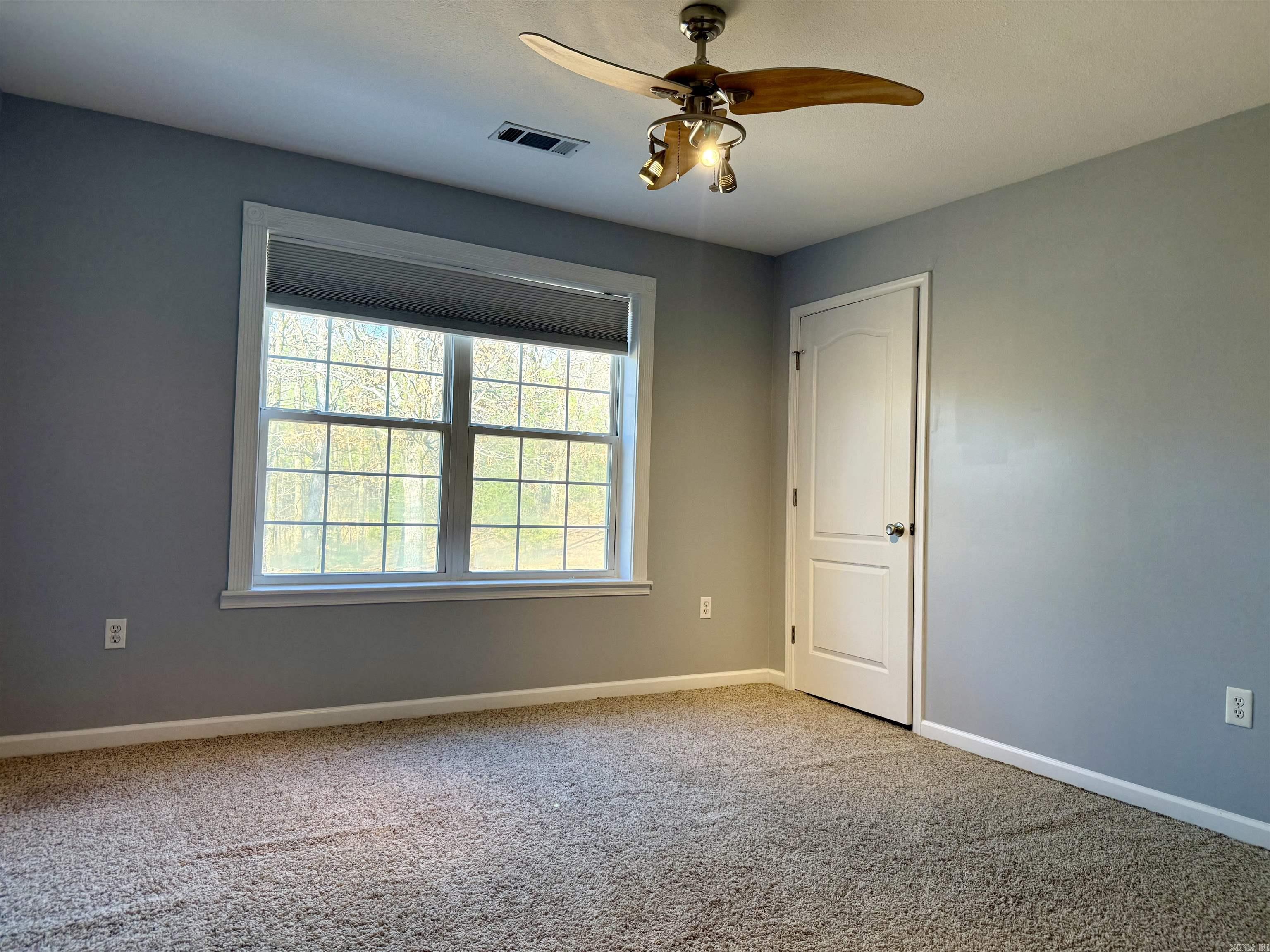 DEERFIELD ACRES - Residential