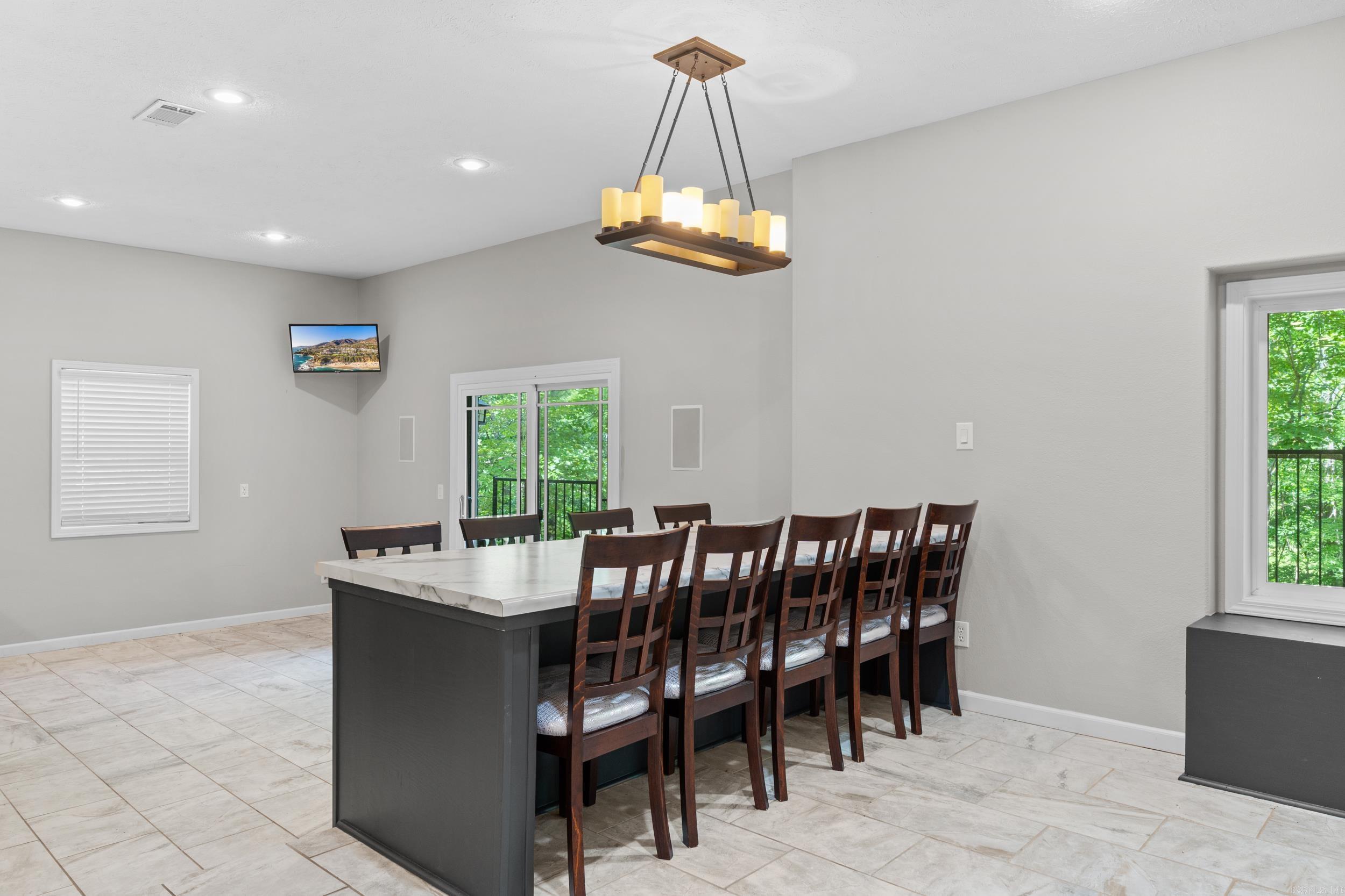 PEBBLE CREEK - Residential