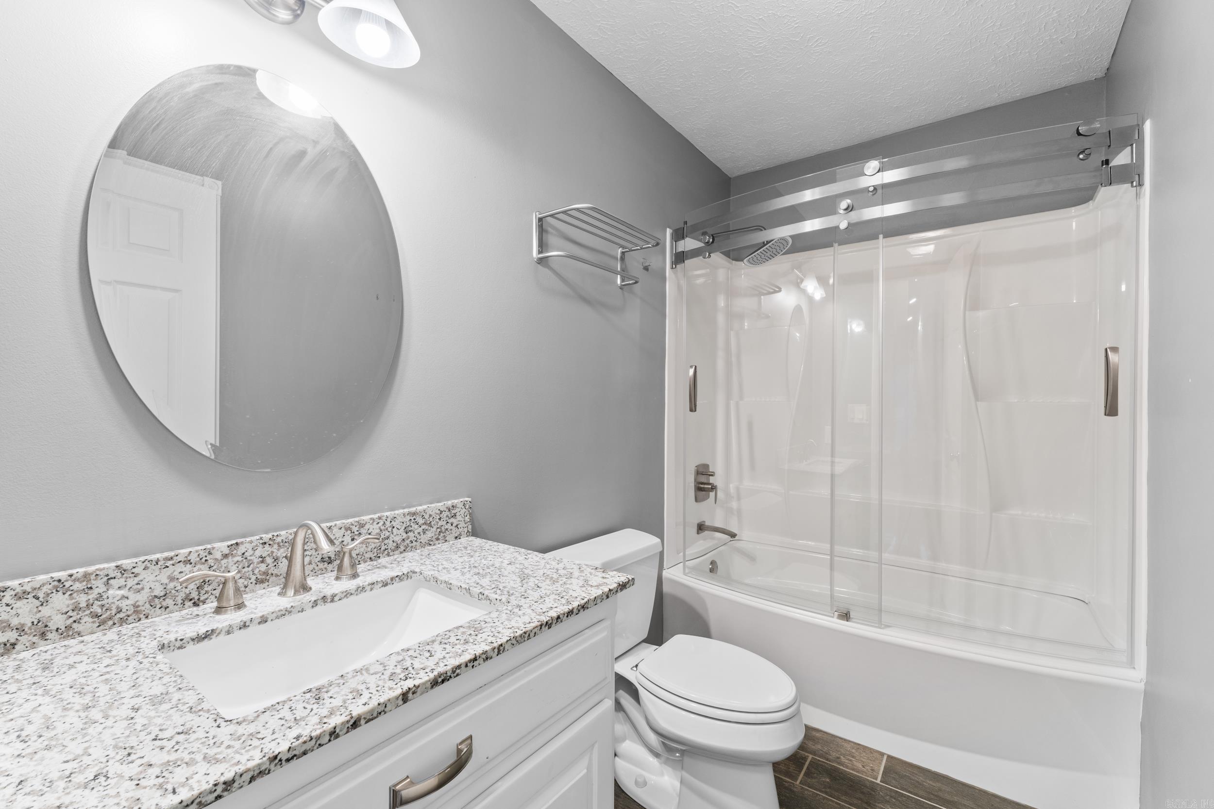 PEBBLE CREEK - Residential