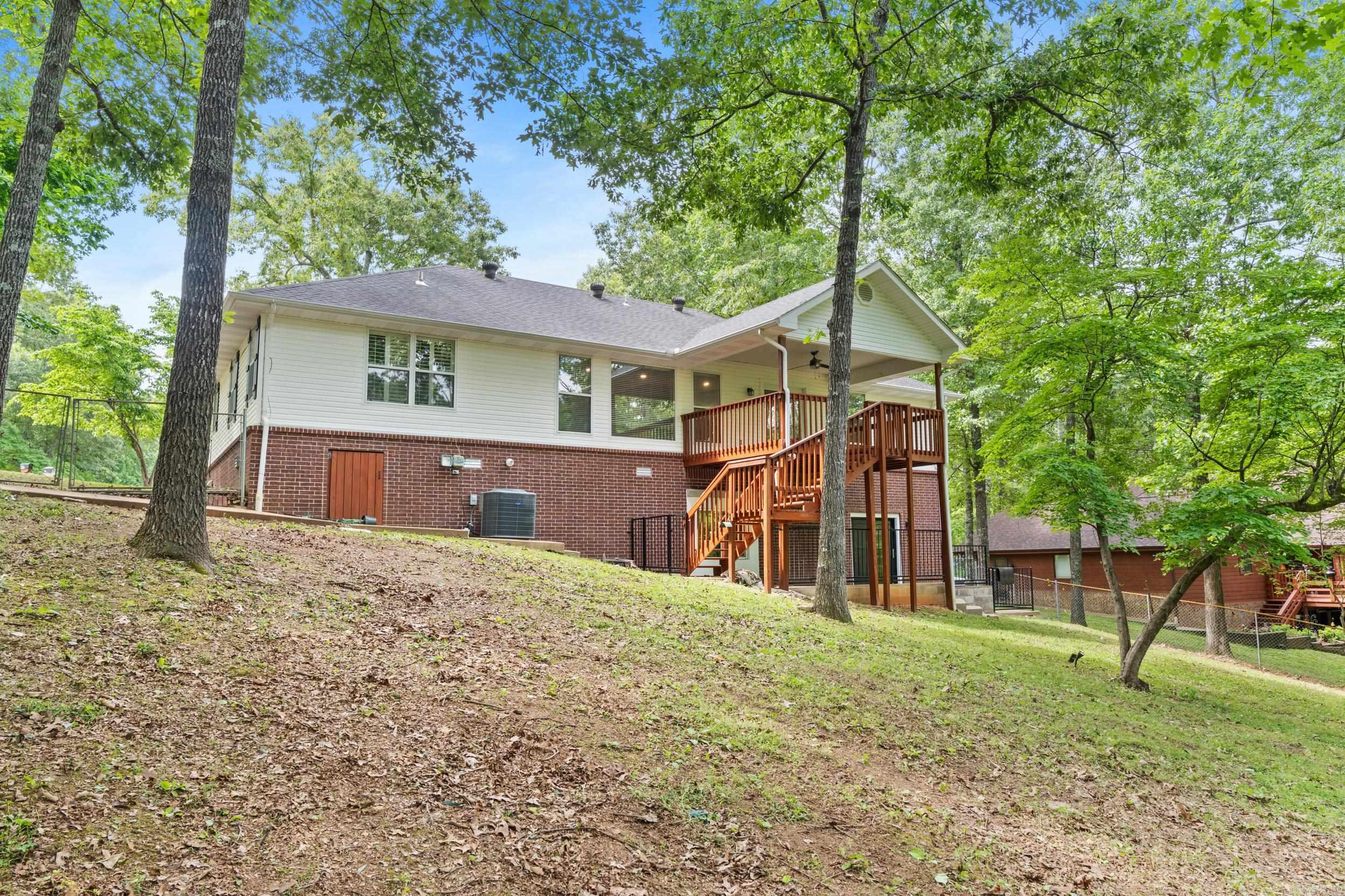PEBBLE CREEK - Residential