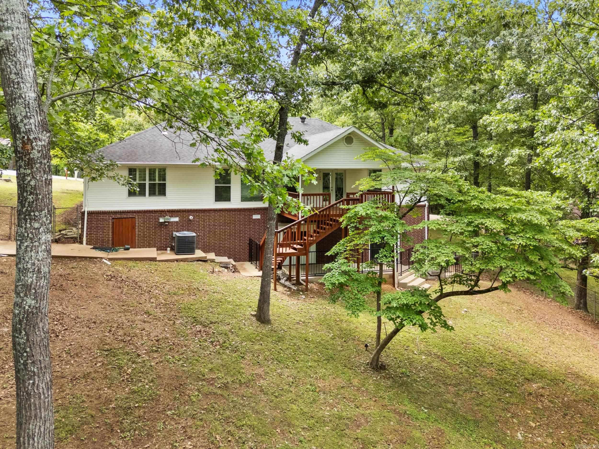 PEBBLE CREEK - Residential
