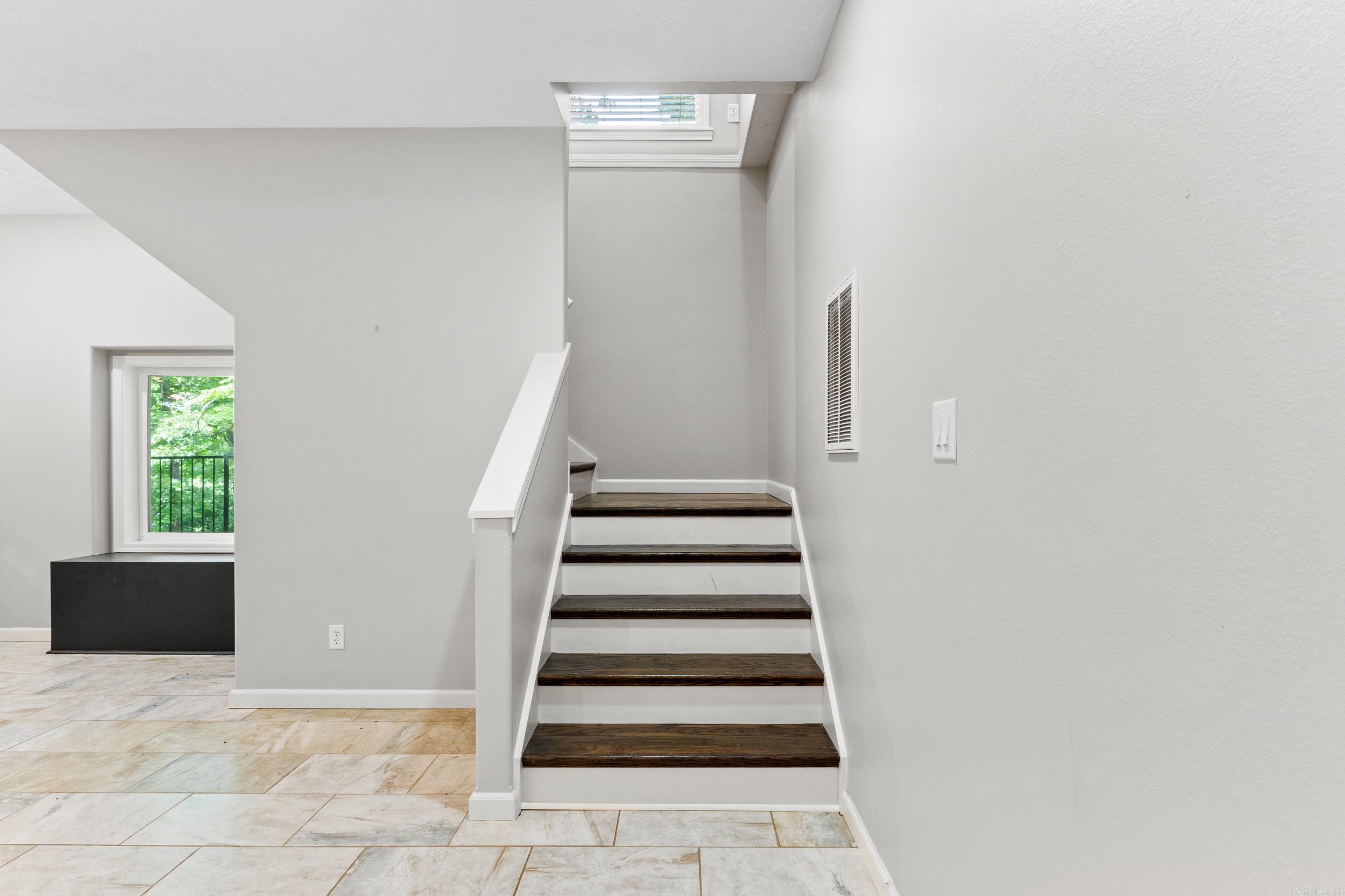 PEBBLE CREEK - Residential