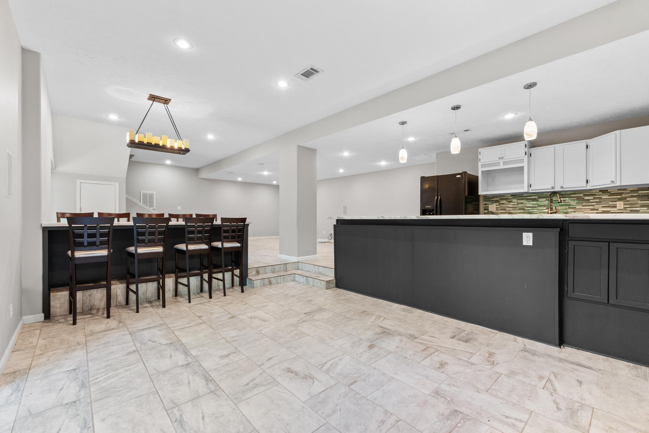 PEBBLE CREEK - Residential