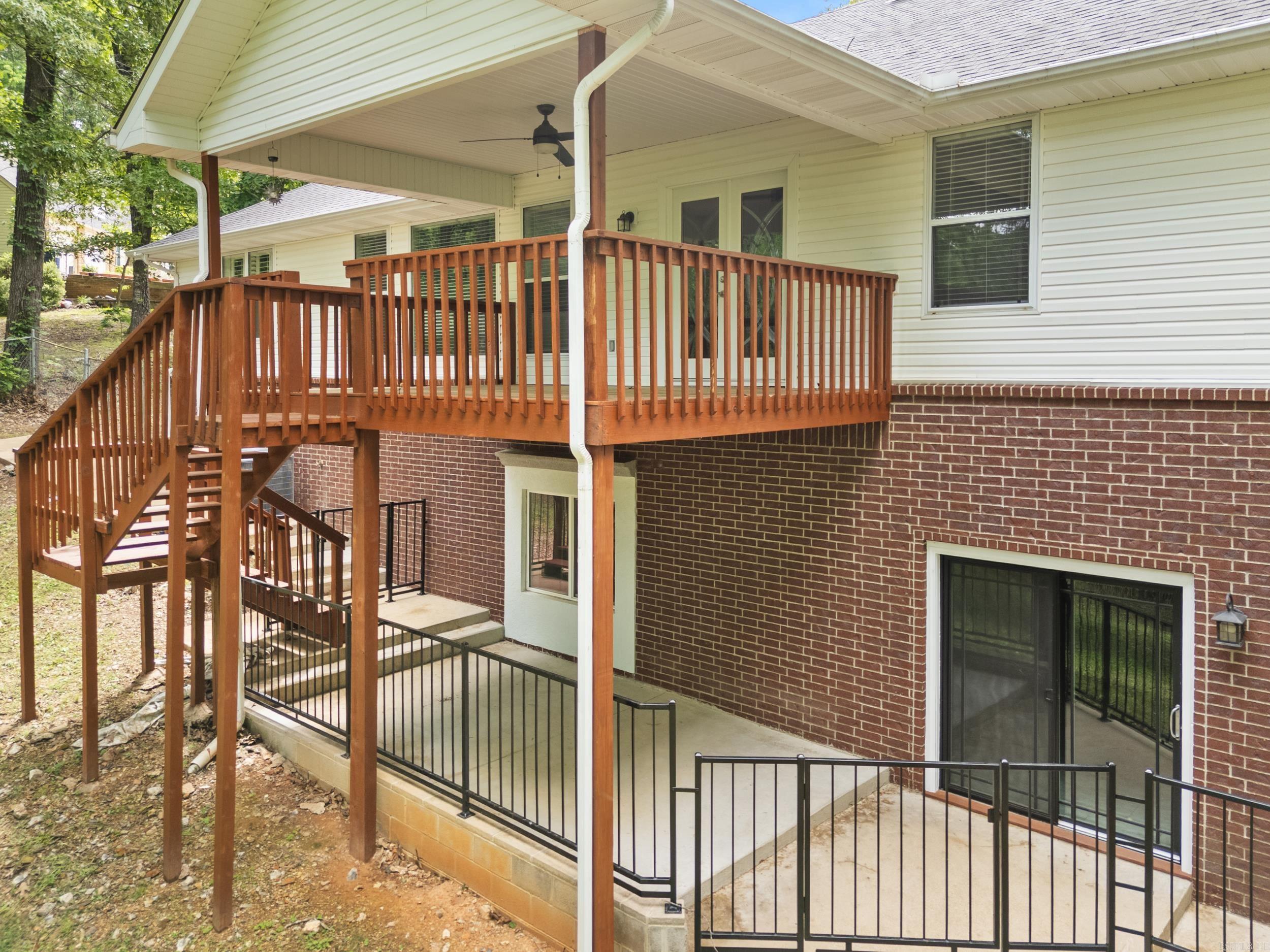 PEBBLE CREEK - Residential