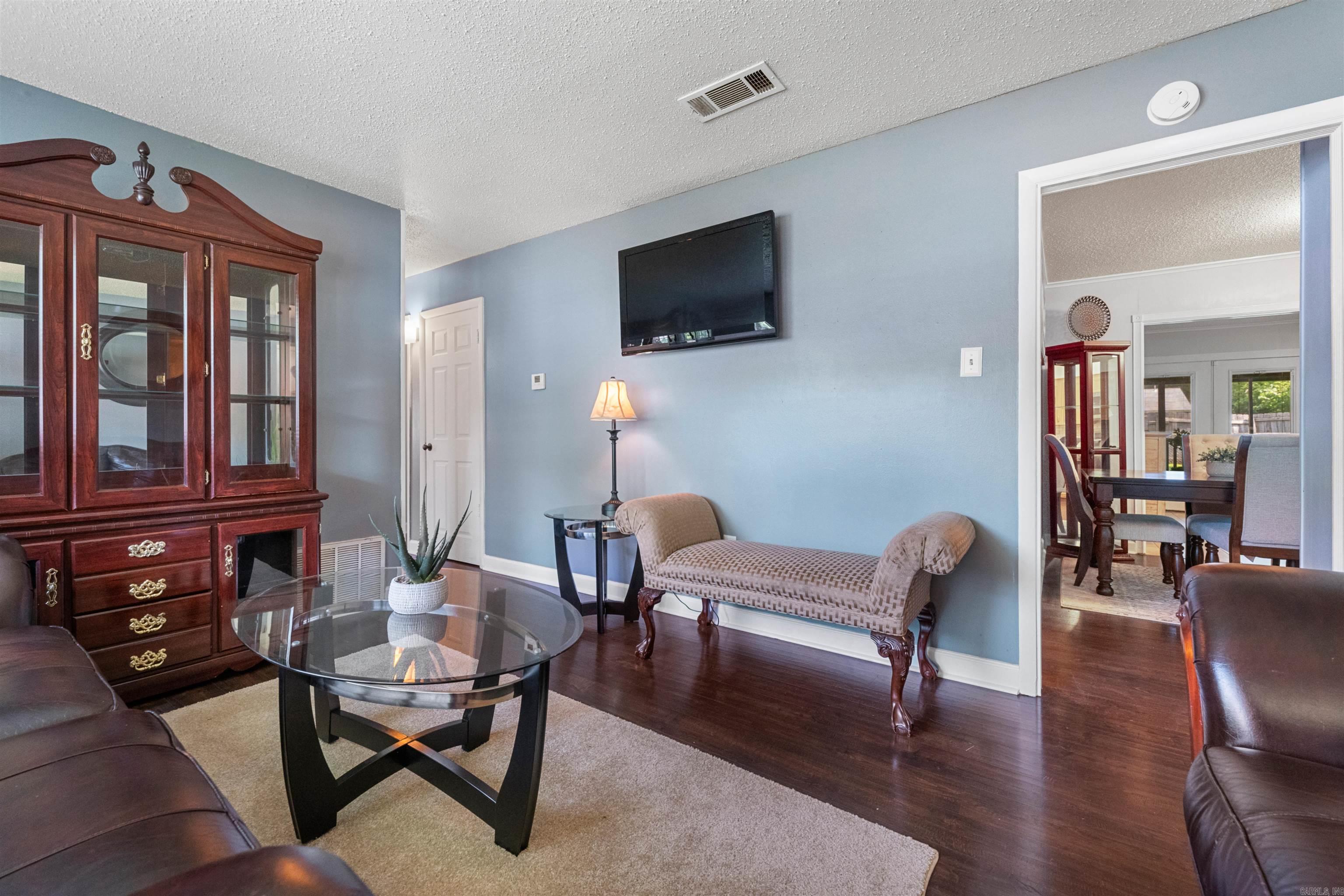 Delta Lawn - Residential