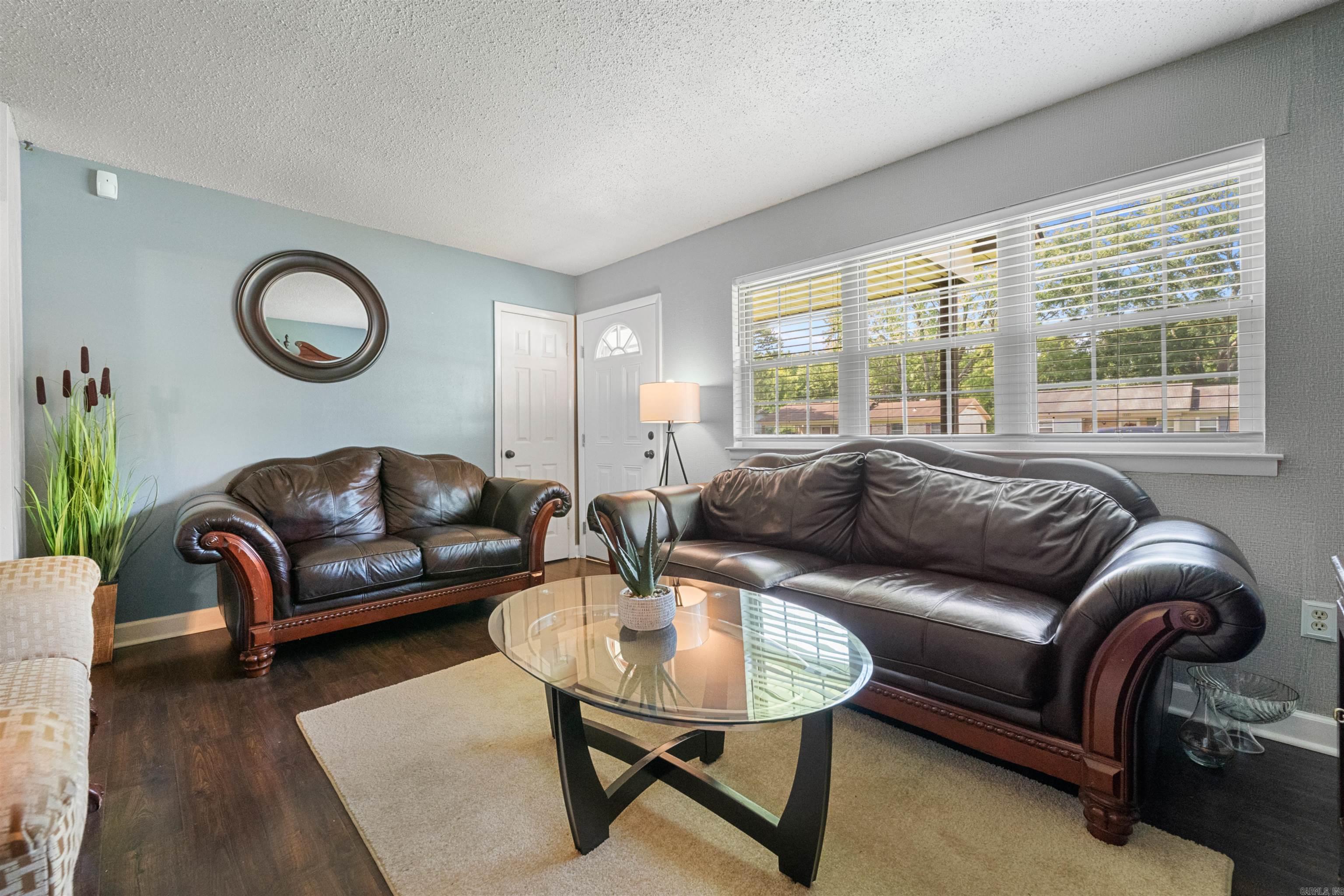 Delta Lawn - Residential