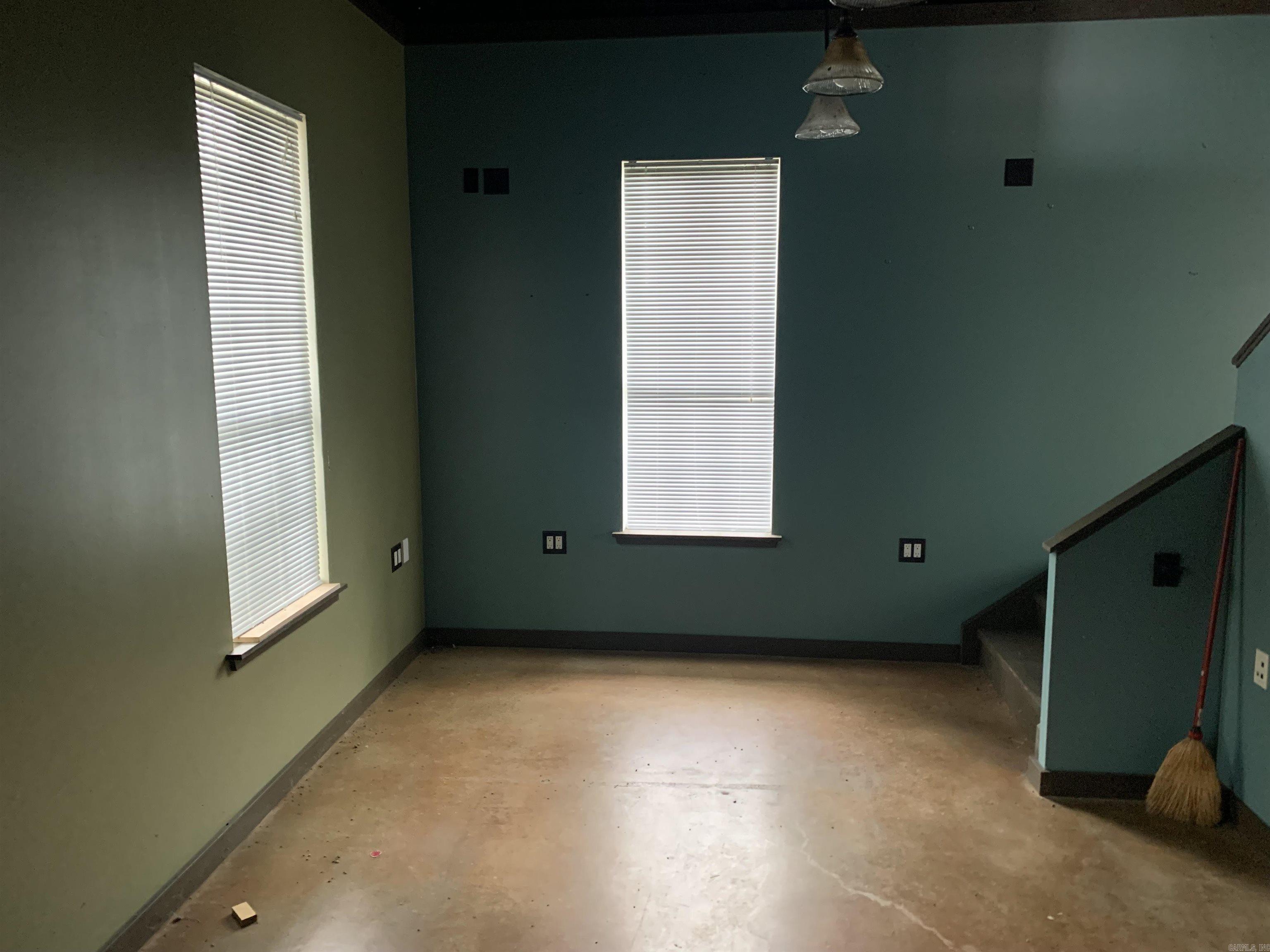 Metes & Bounds - Commercial Sale