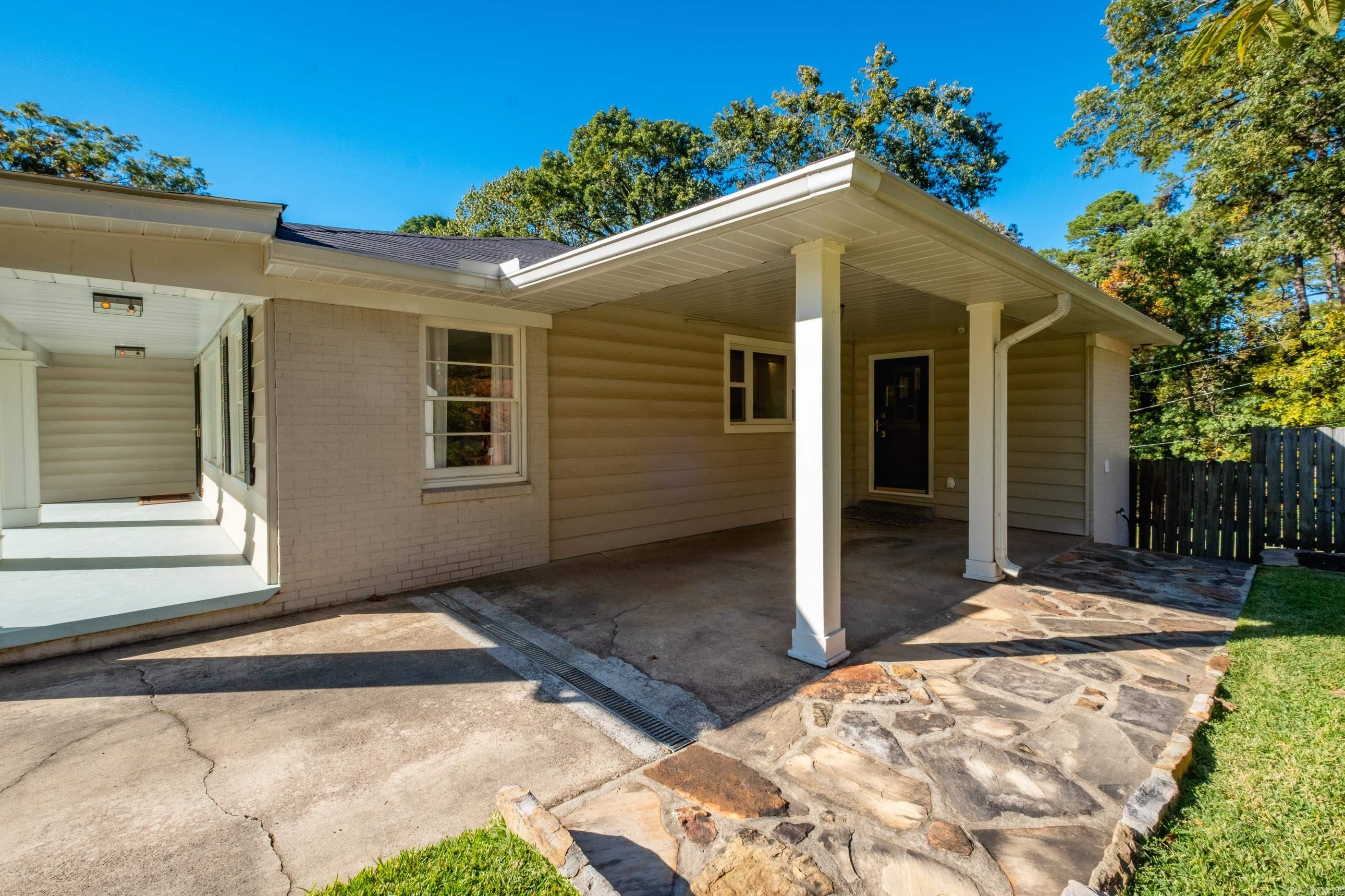 HOLLYWOOD - Residential