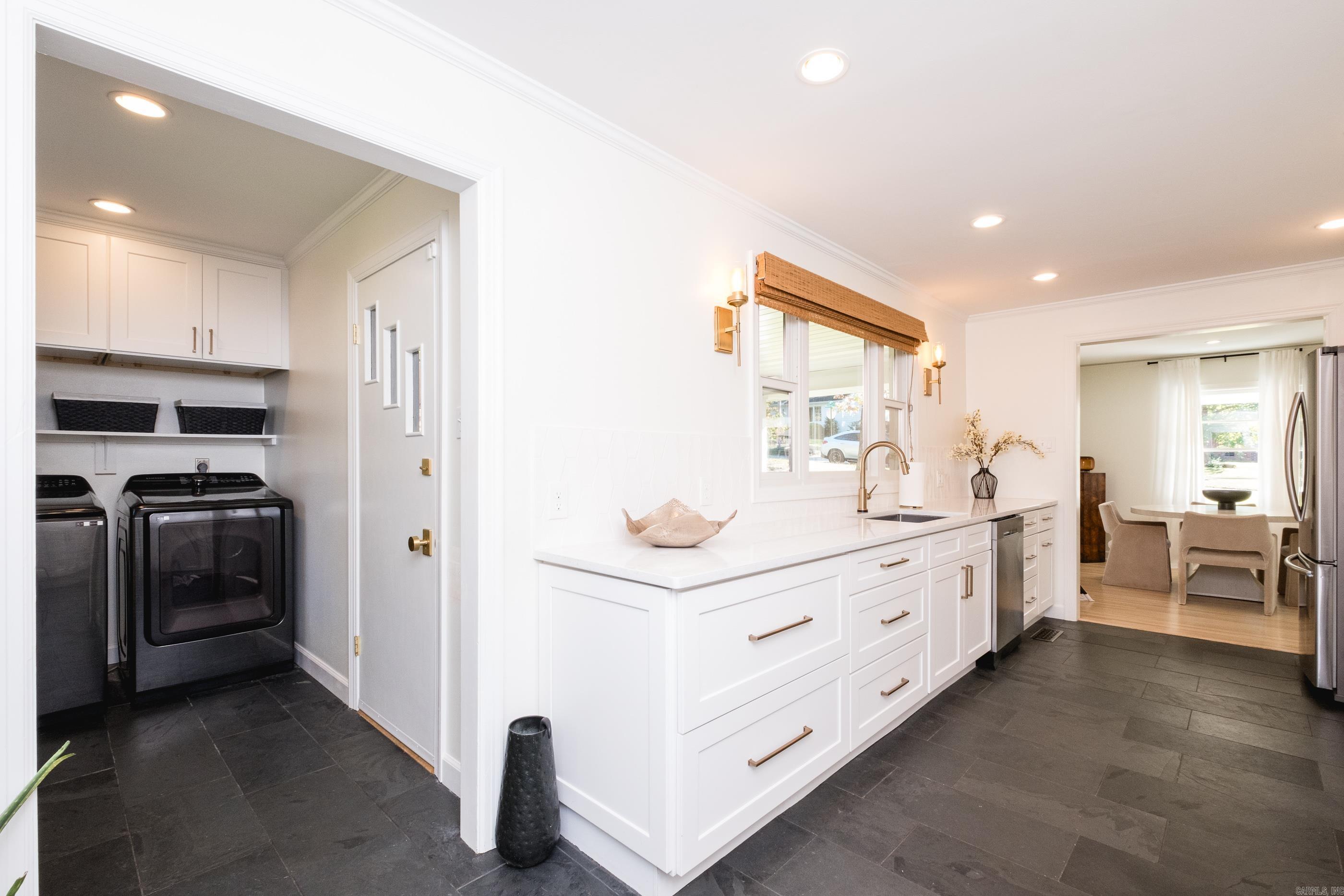 HOLLYWOOD - Residential