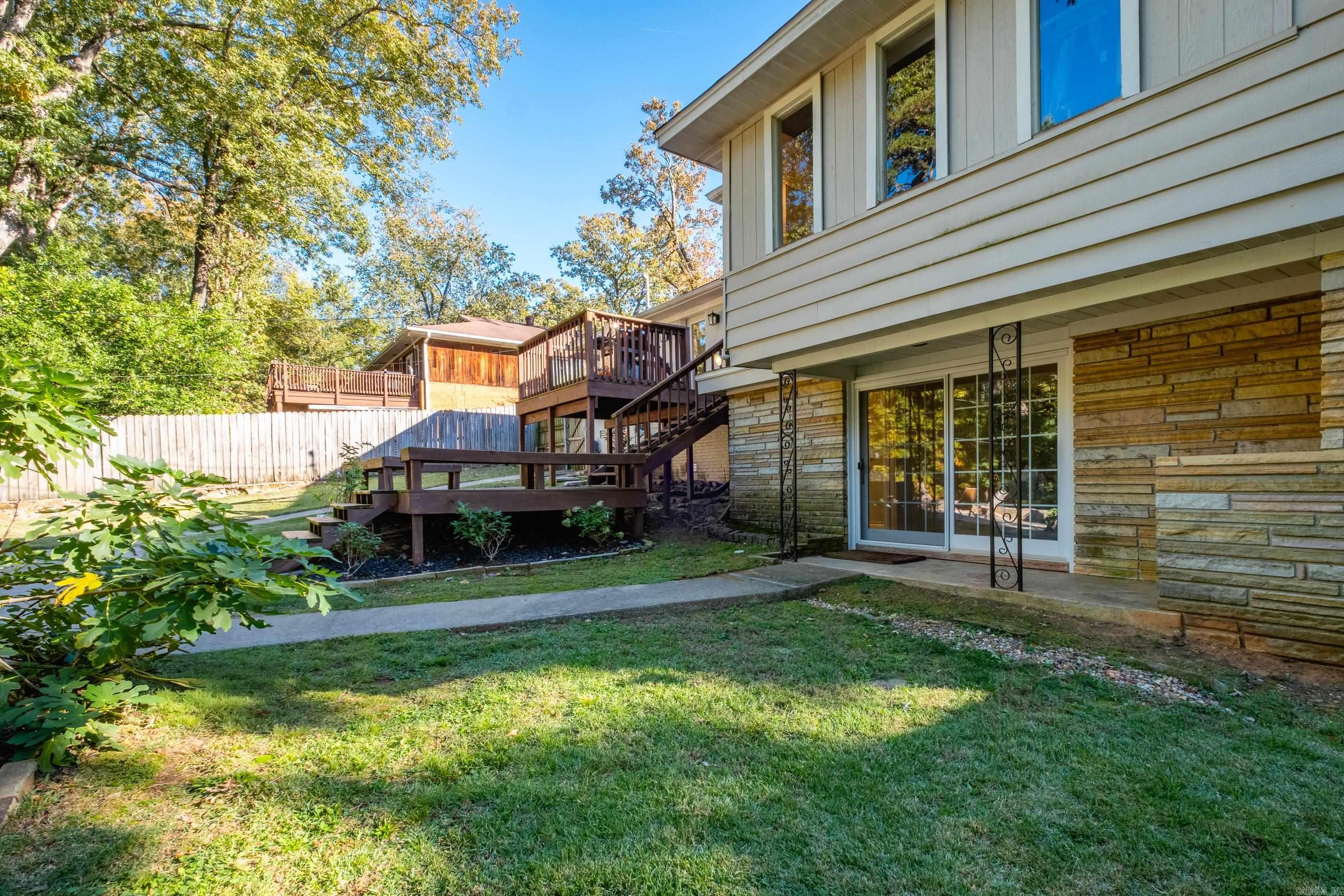 HOLLYWOOD - Residential