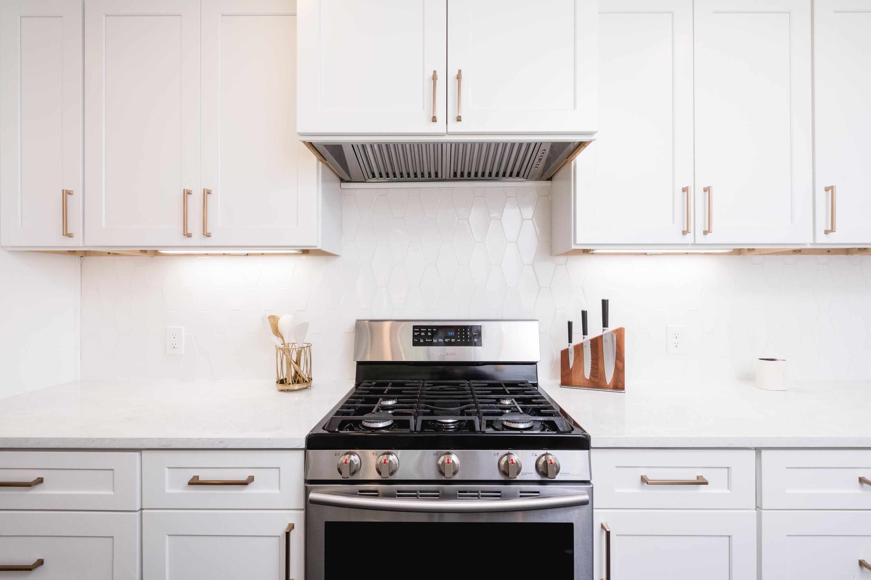 HOLLYWOOD - Residential