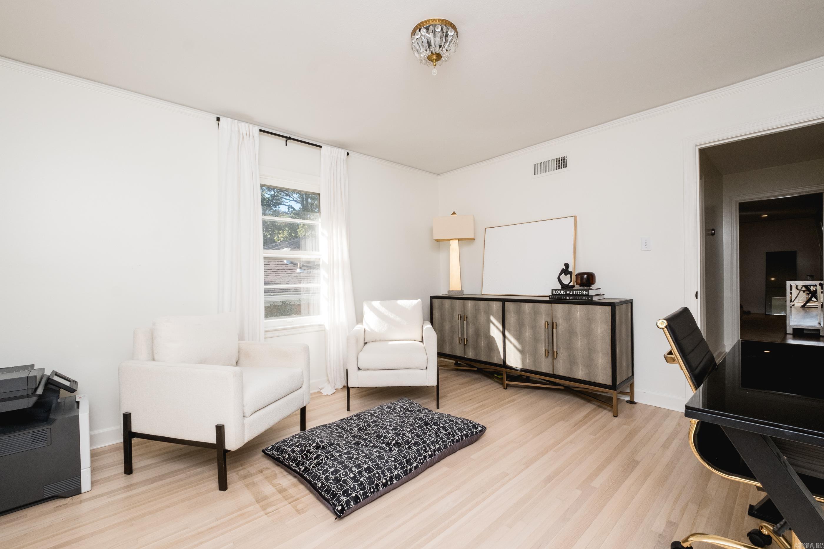 HOLLYWOOD - Residential