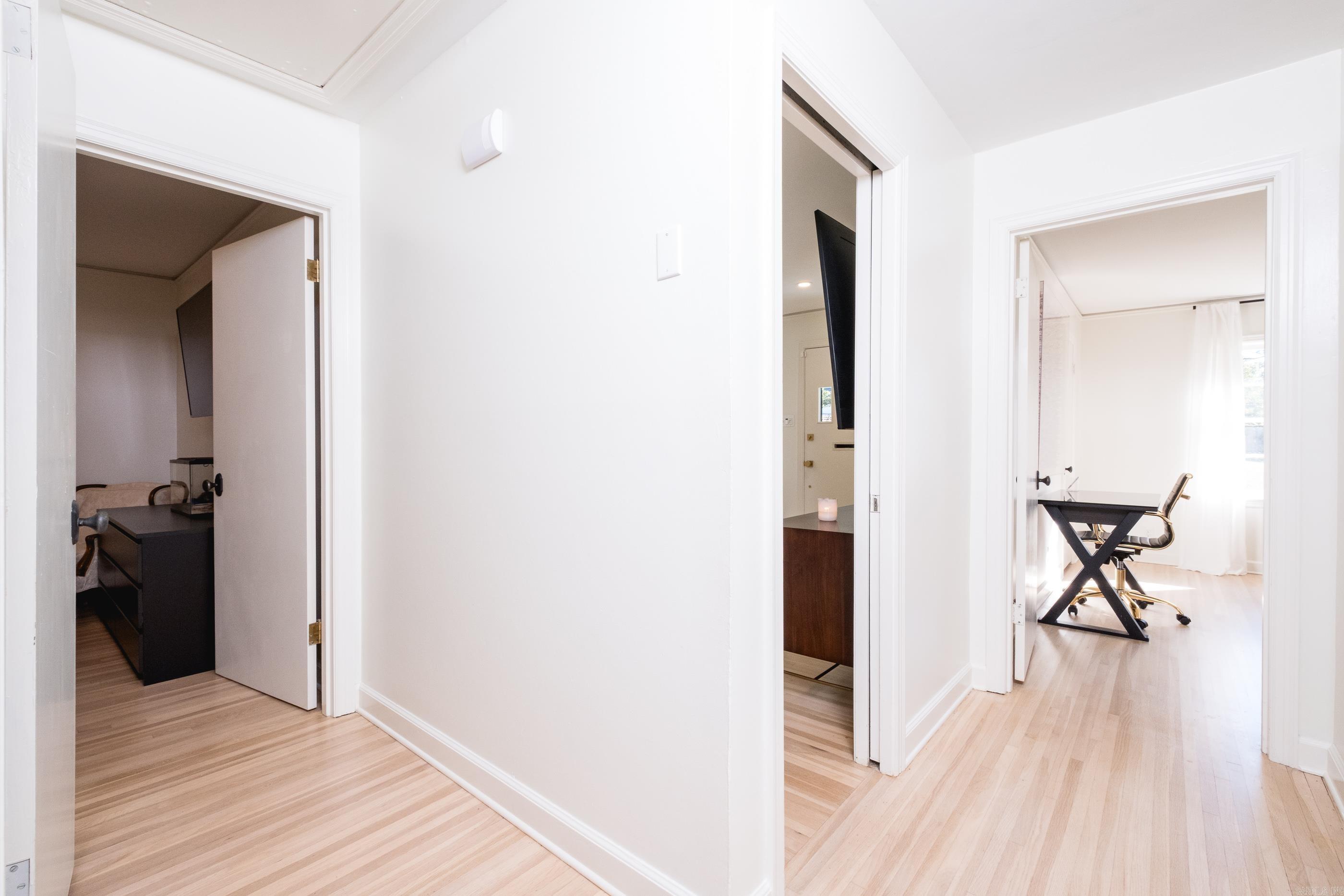 HOLLYWOOD - Residential