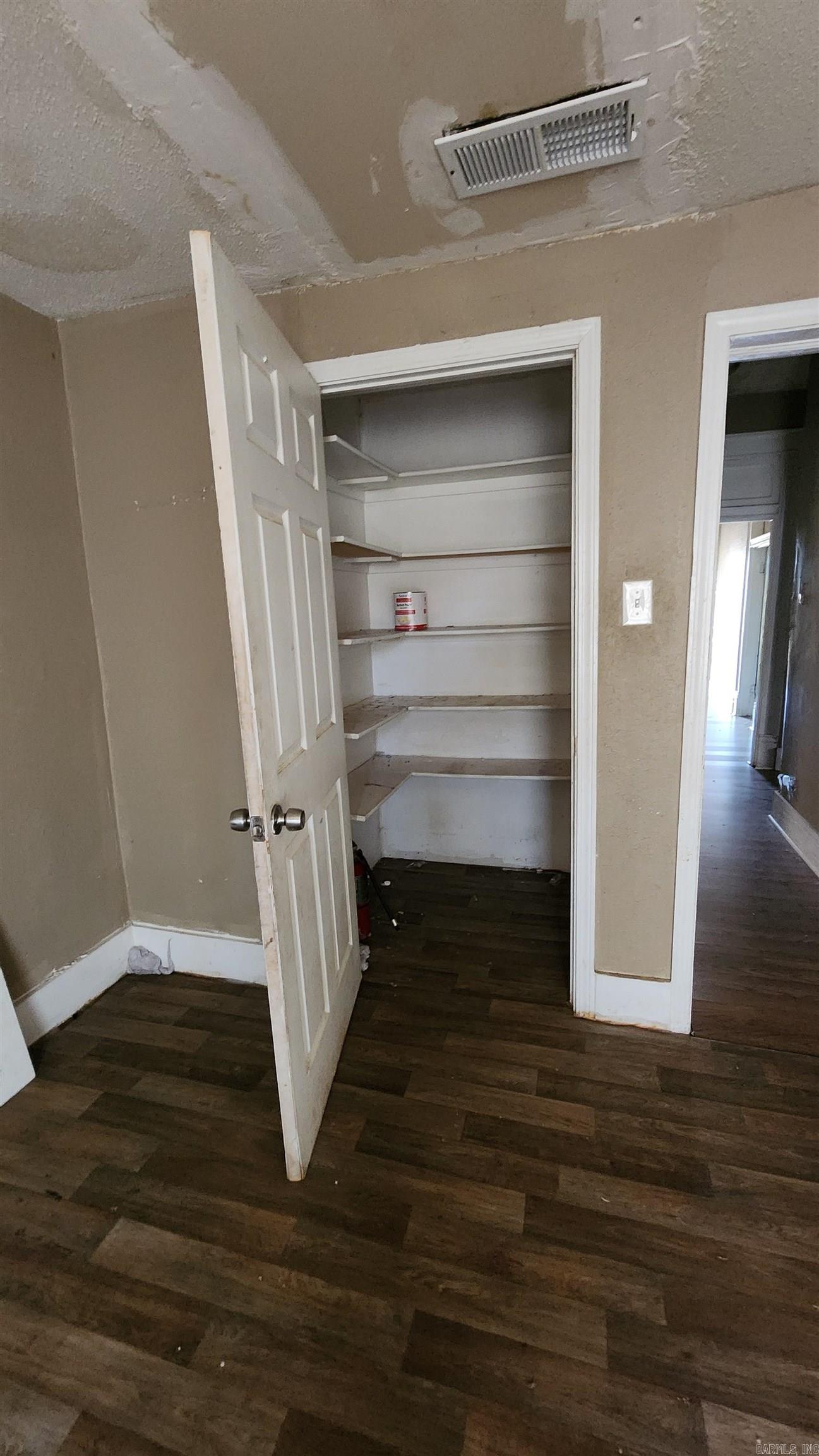 BRADDOCKS - Residential