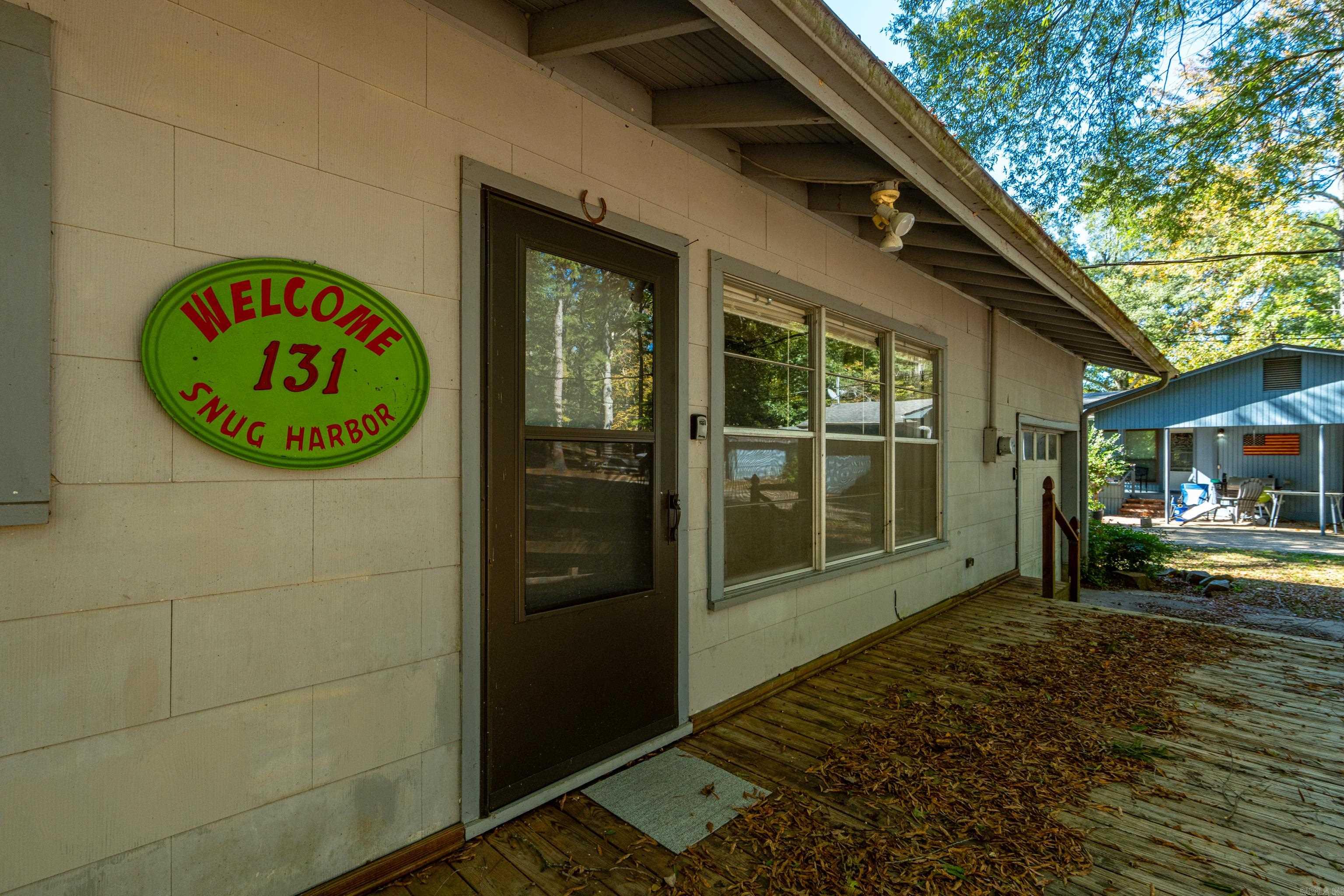 SNUG HARBOR LAKE SHORE - Residential