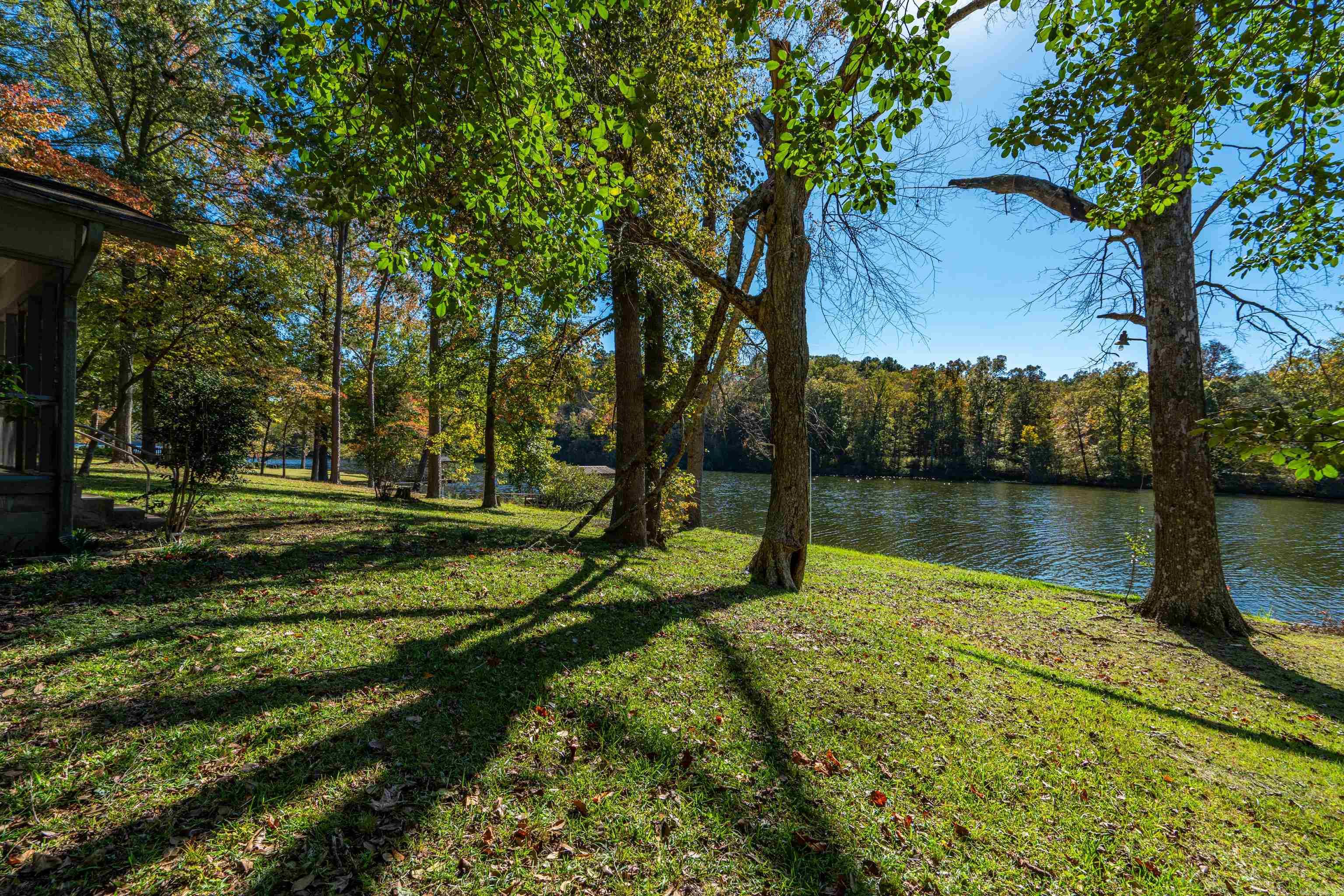 SNUG HARBOR LAKE SHORE - Residential