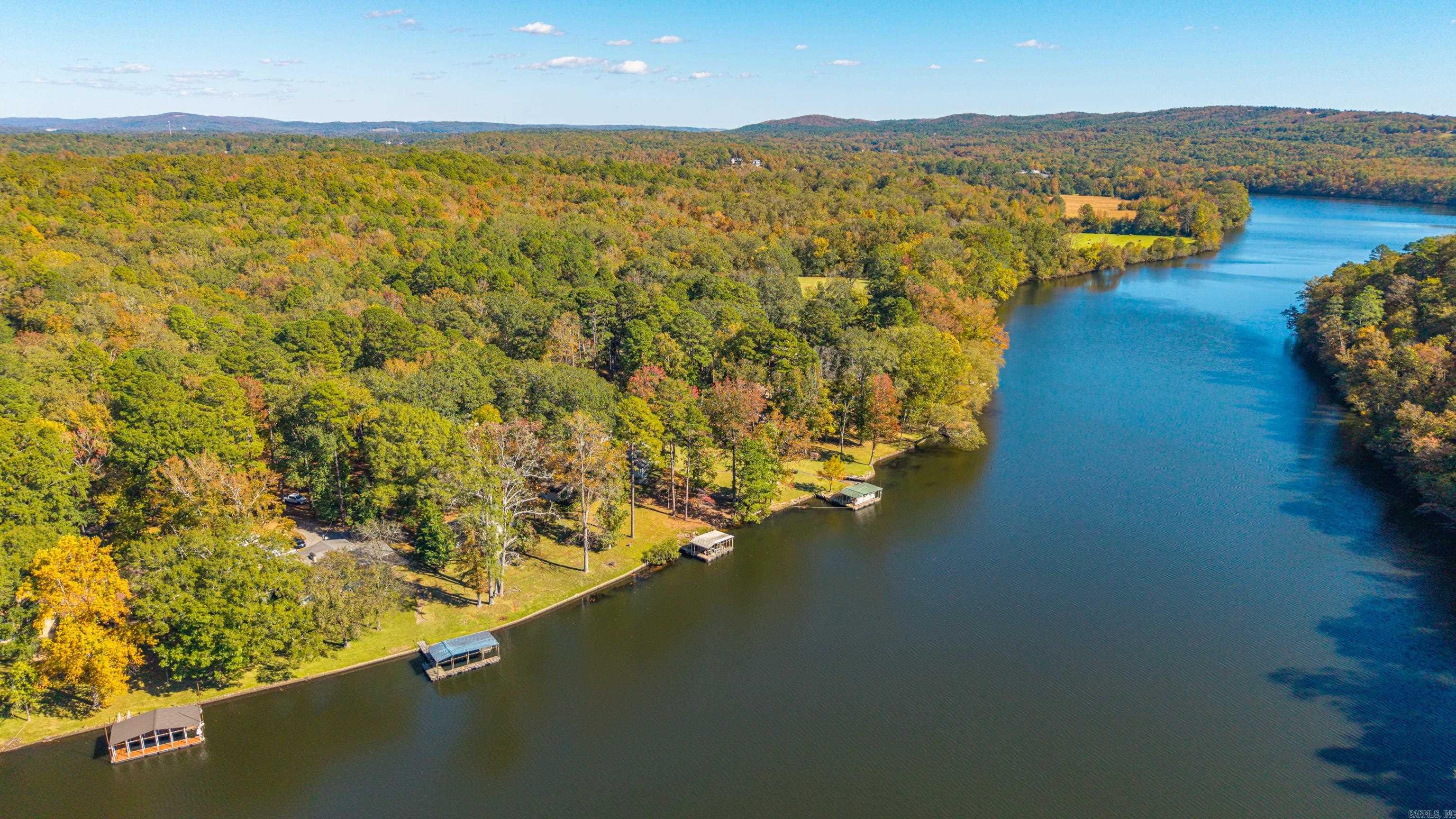 SNUG HARBOR LAKE SHORE - Residential