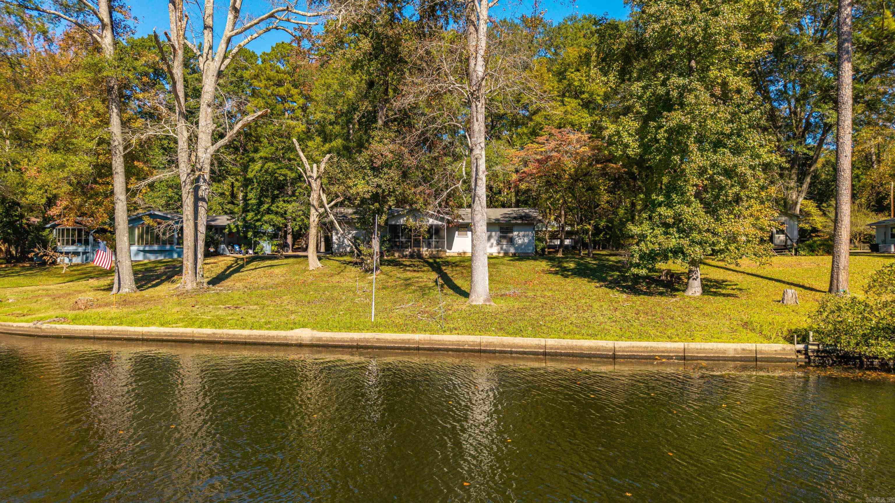 SNUG HARBOR LAKE SHORE - Residential
